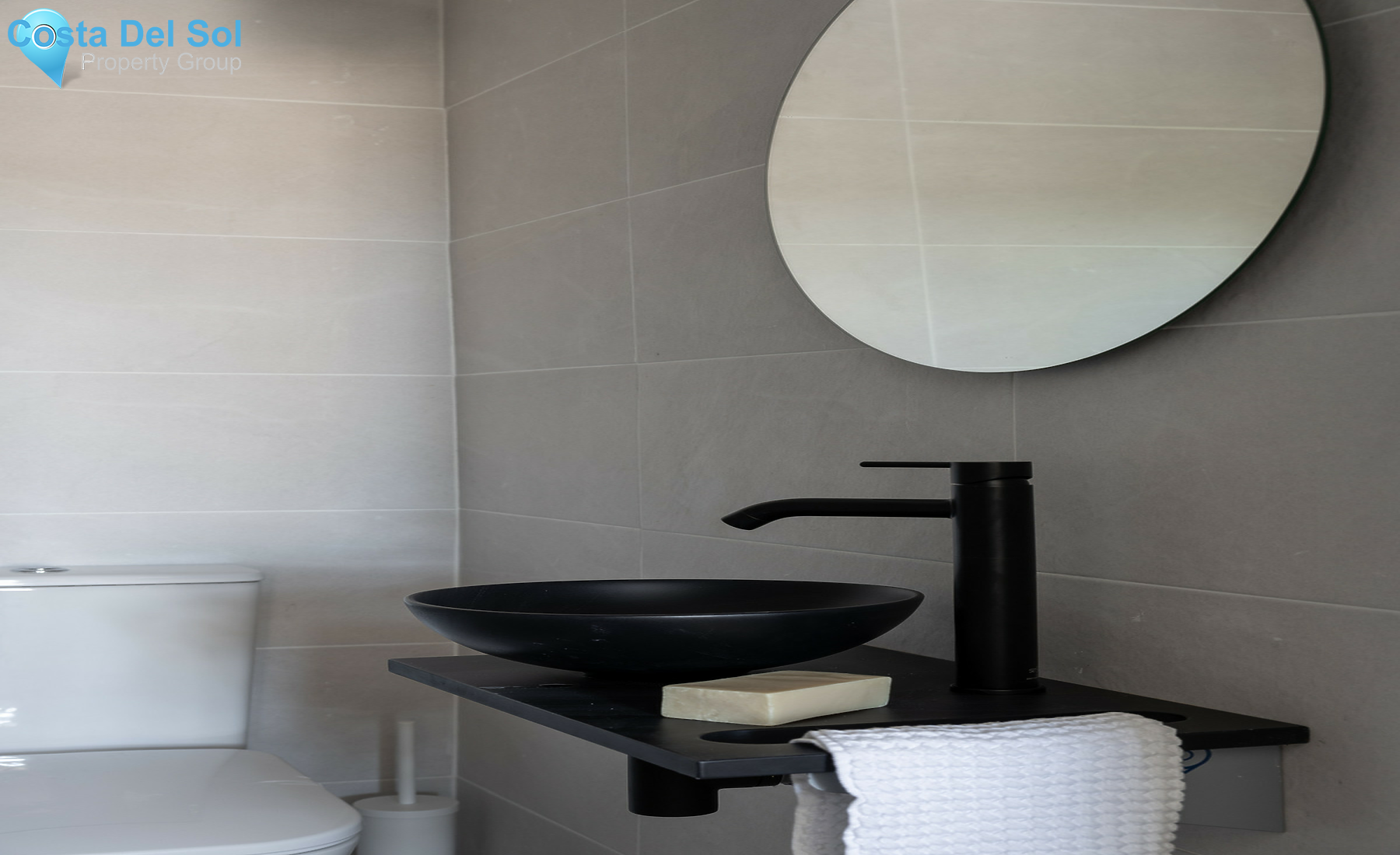 Middle Floor Apartment in Riviera del Sol-1237810