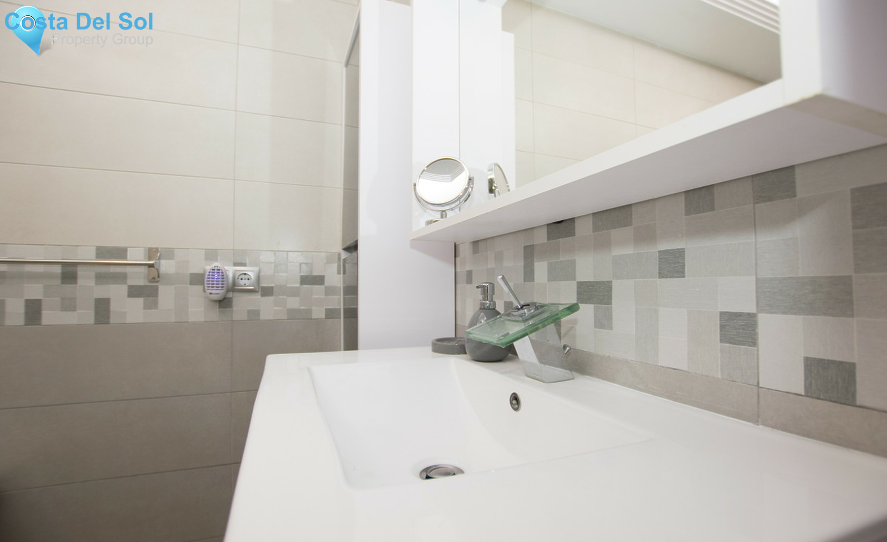 Middle Floor Apartment in Riviera del Sol-1373205