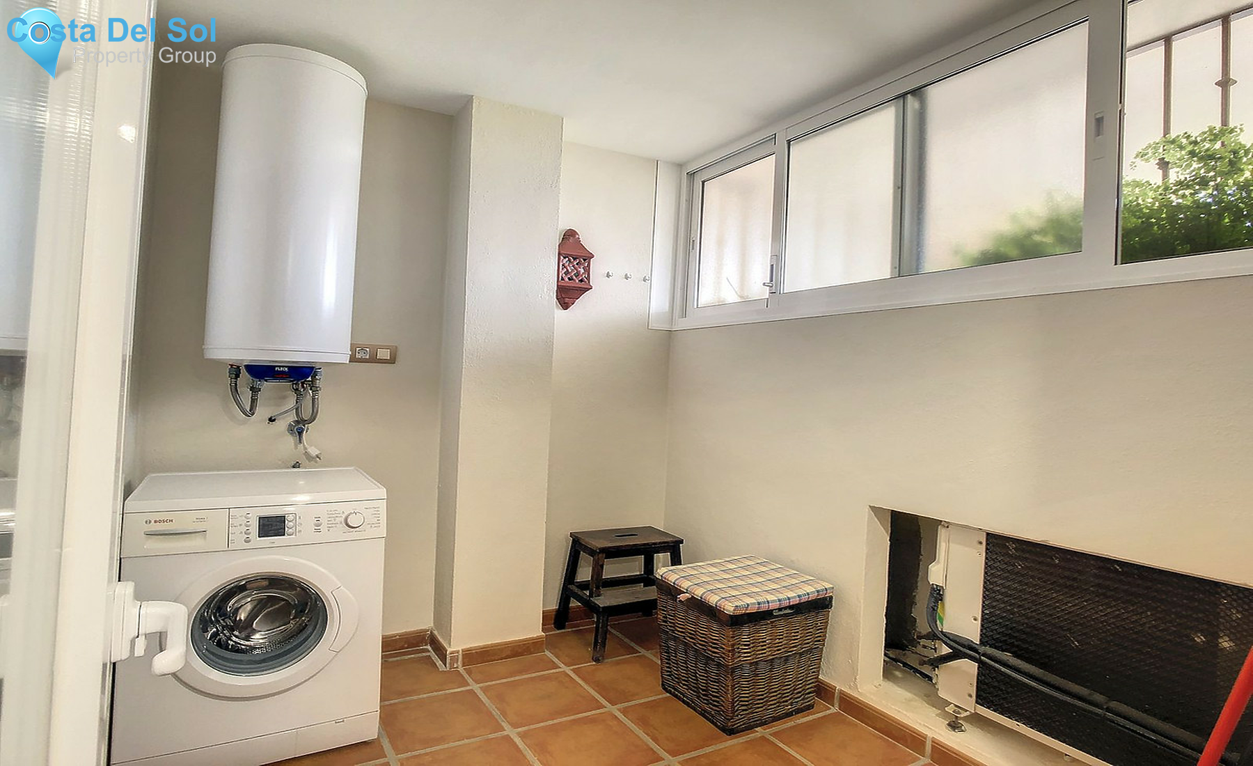 Middle Floor Apartment in Riviera del Sol-1524567