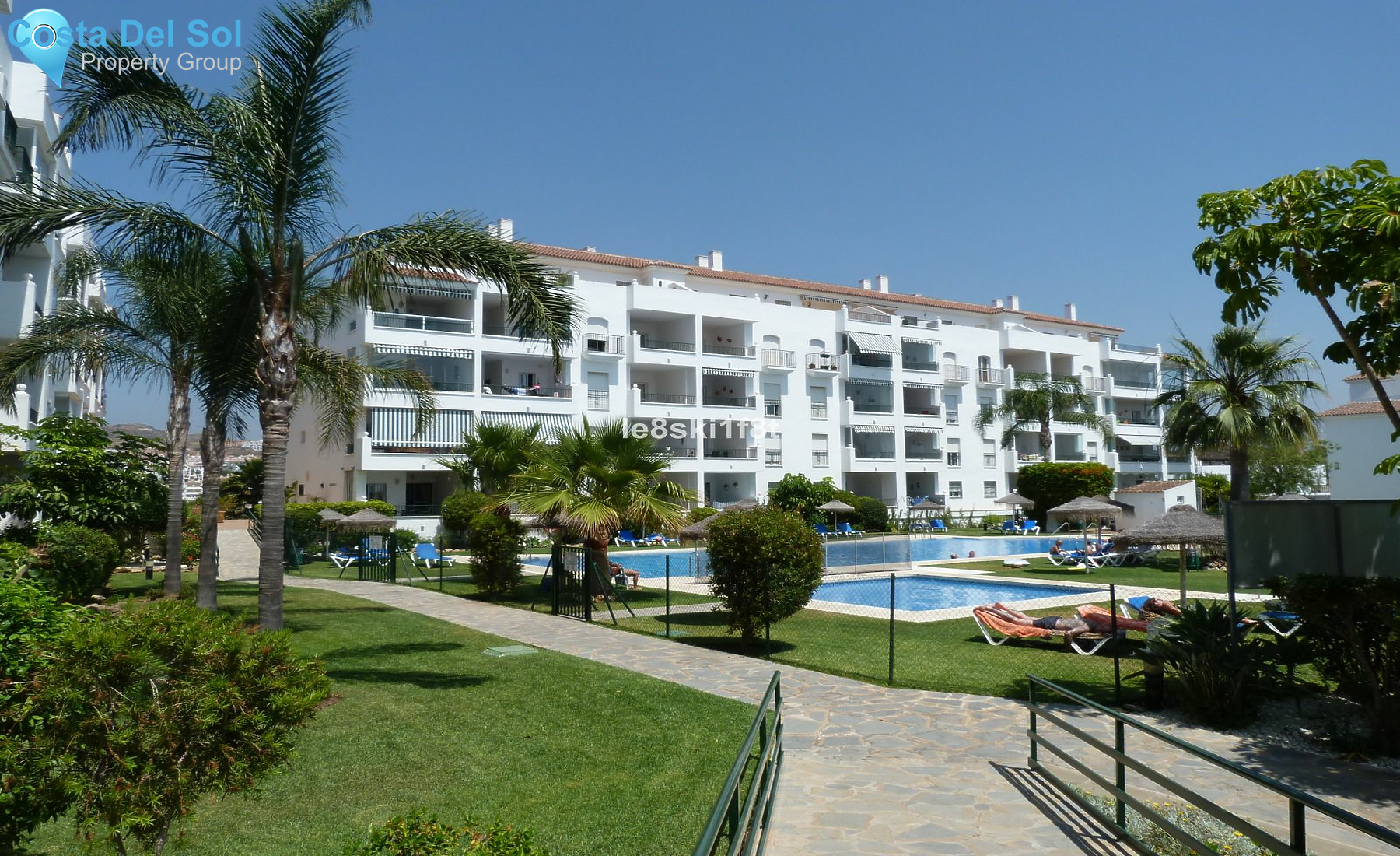Middle Floor Apartment in Riviera del Sol-1206960
