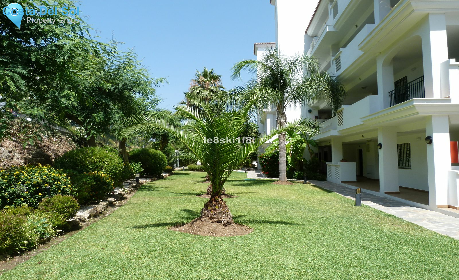 Middle Floor Apartment in Riviera del Sol-1206944