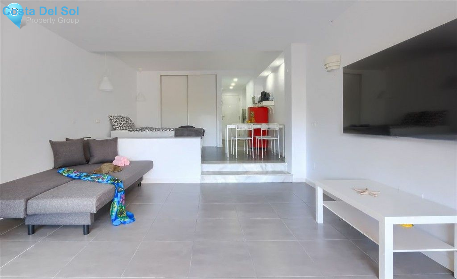 Middle Floor Apartment in Riviera del Sol-1485763