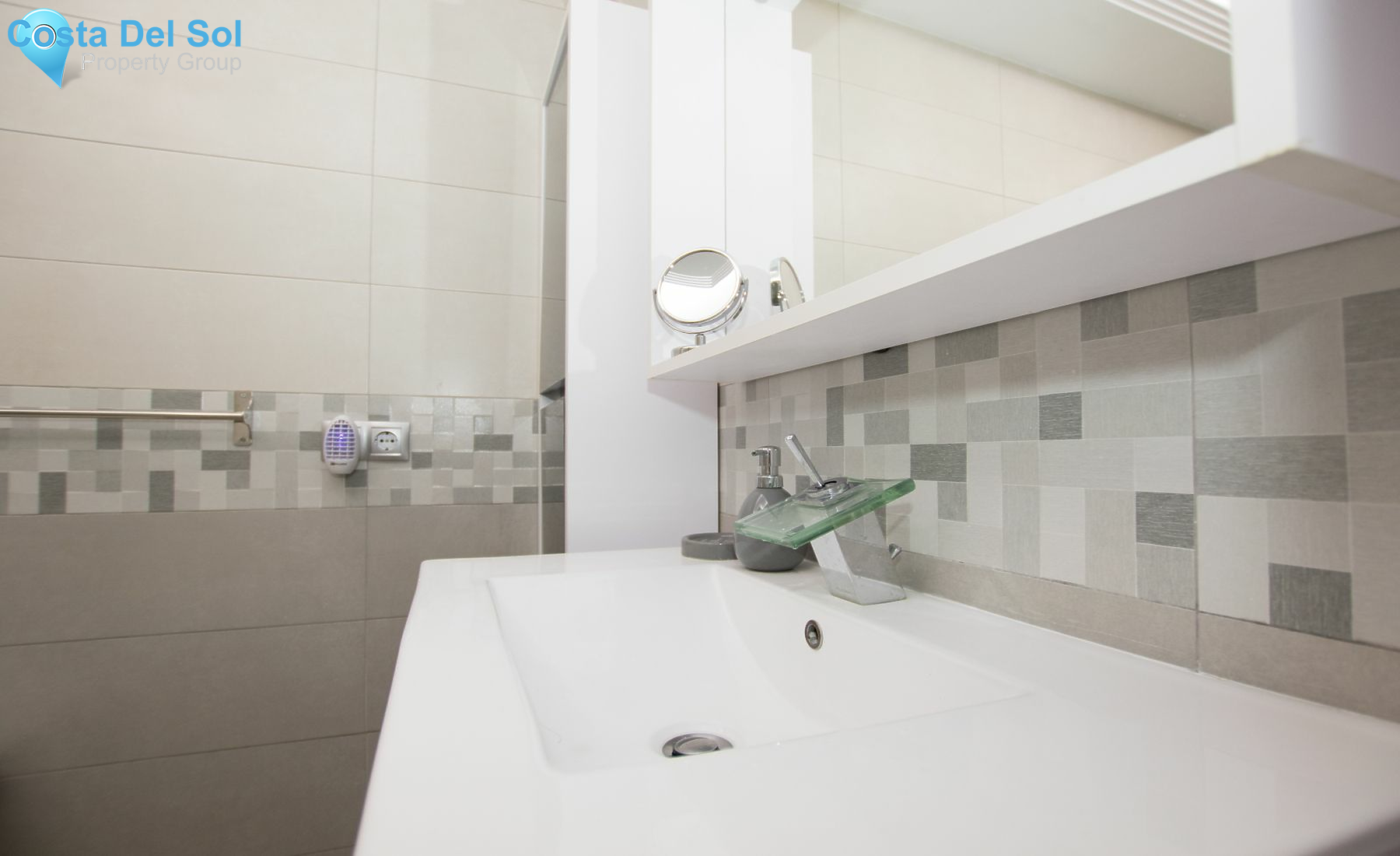 Middle Floor Apartment in Riviera del Sol-1544225