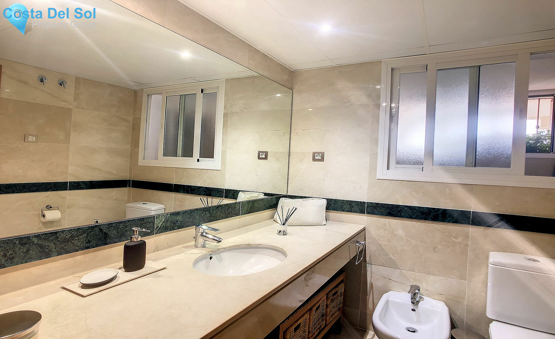 Middle Floor Apartment in Riviera del Sol-1549918