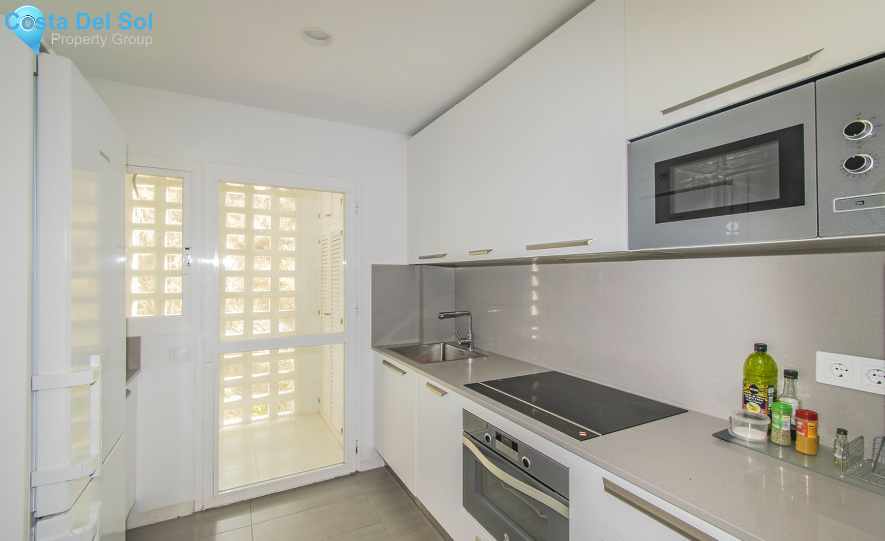 Middle Floor Apartment in Río Real-1438126