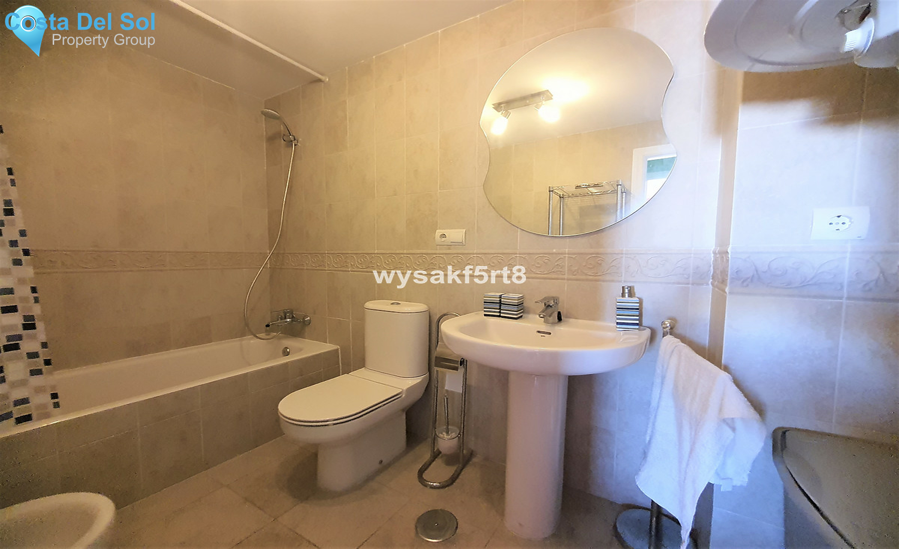 Middle Floor Apartment in San Luis de Sabinillas-1285499