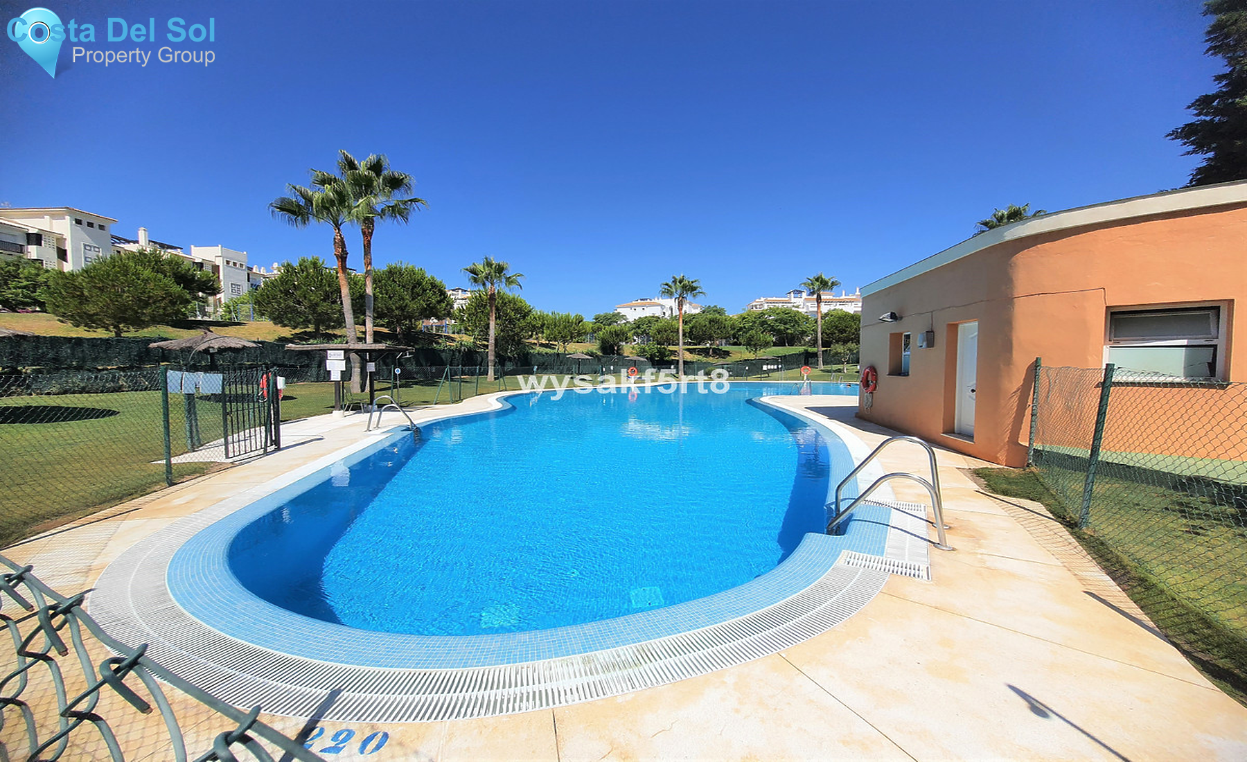 Middle Floor Apartment in San Luis de Sabinillas-1285502