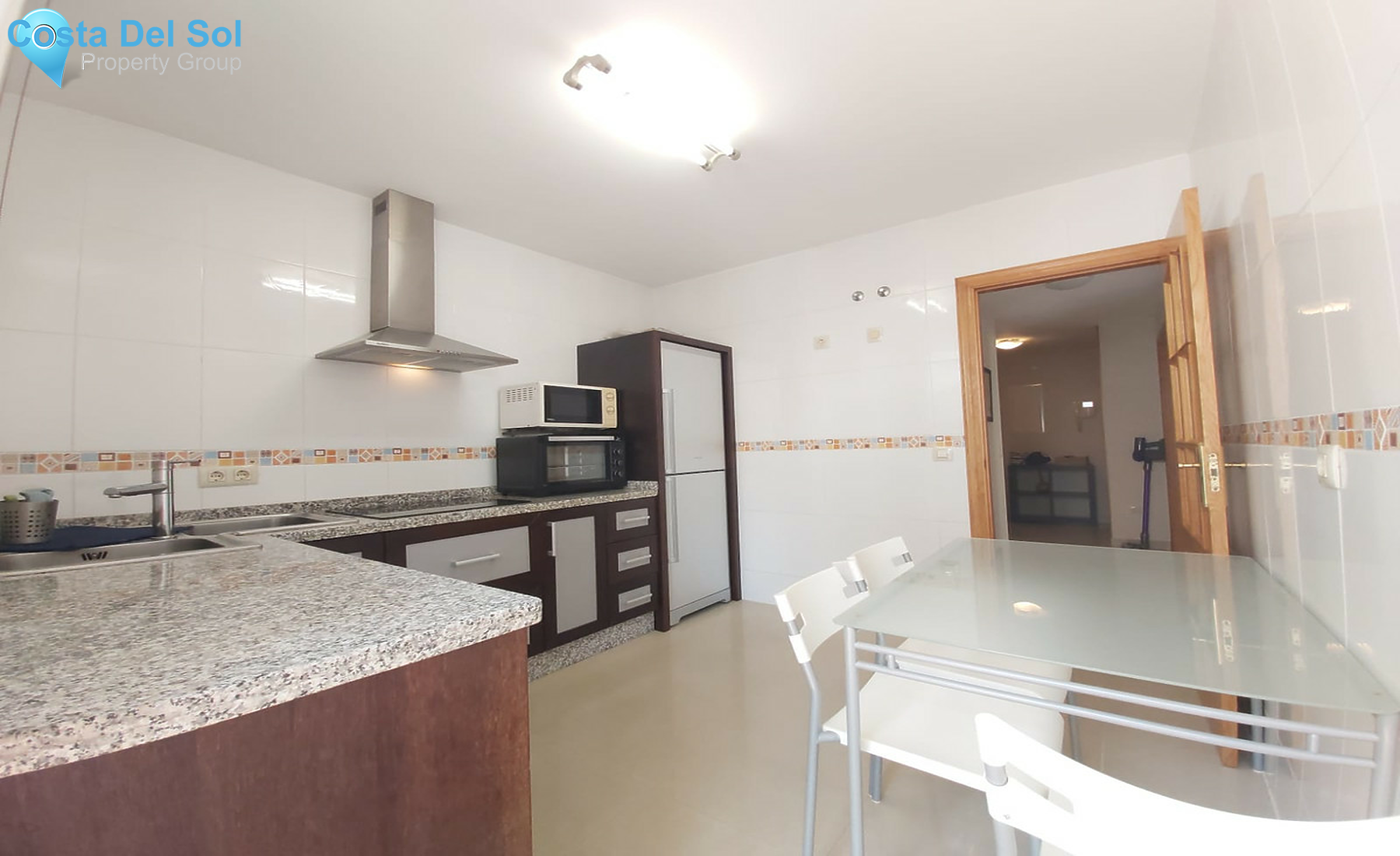 Middle Floor Apartment in San Luis de Sabinillas-1347287