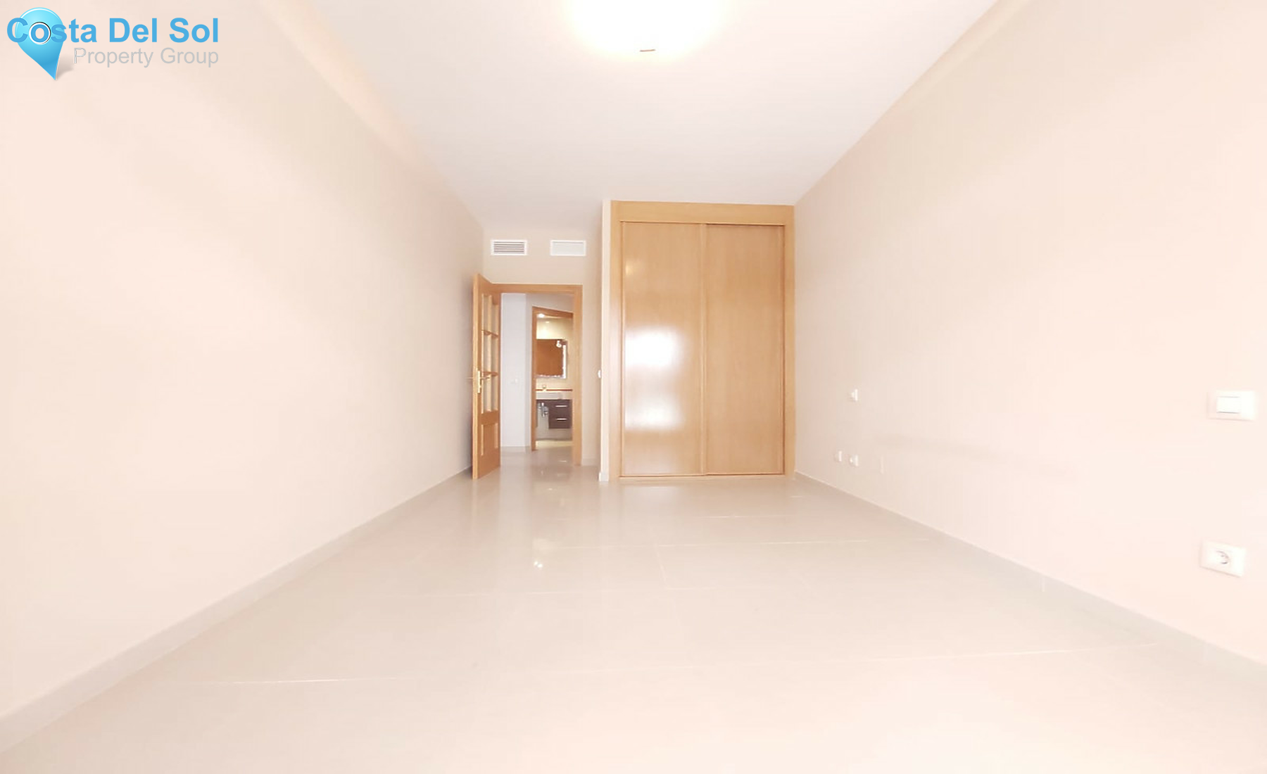 Middle Floor Apartment in San Luis de Sabinillas-1347292