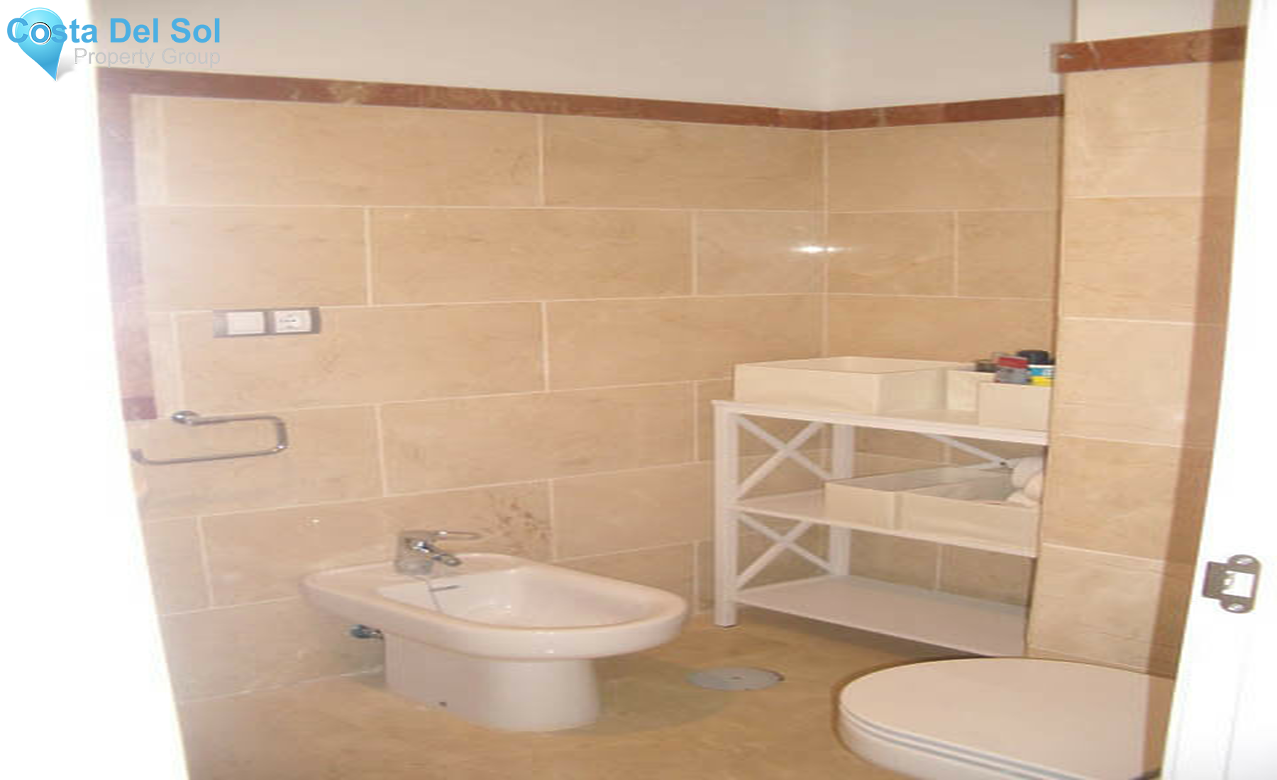 Middle Floor Apartment in San Luis de Sabinillas-1356710