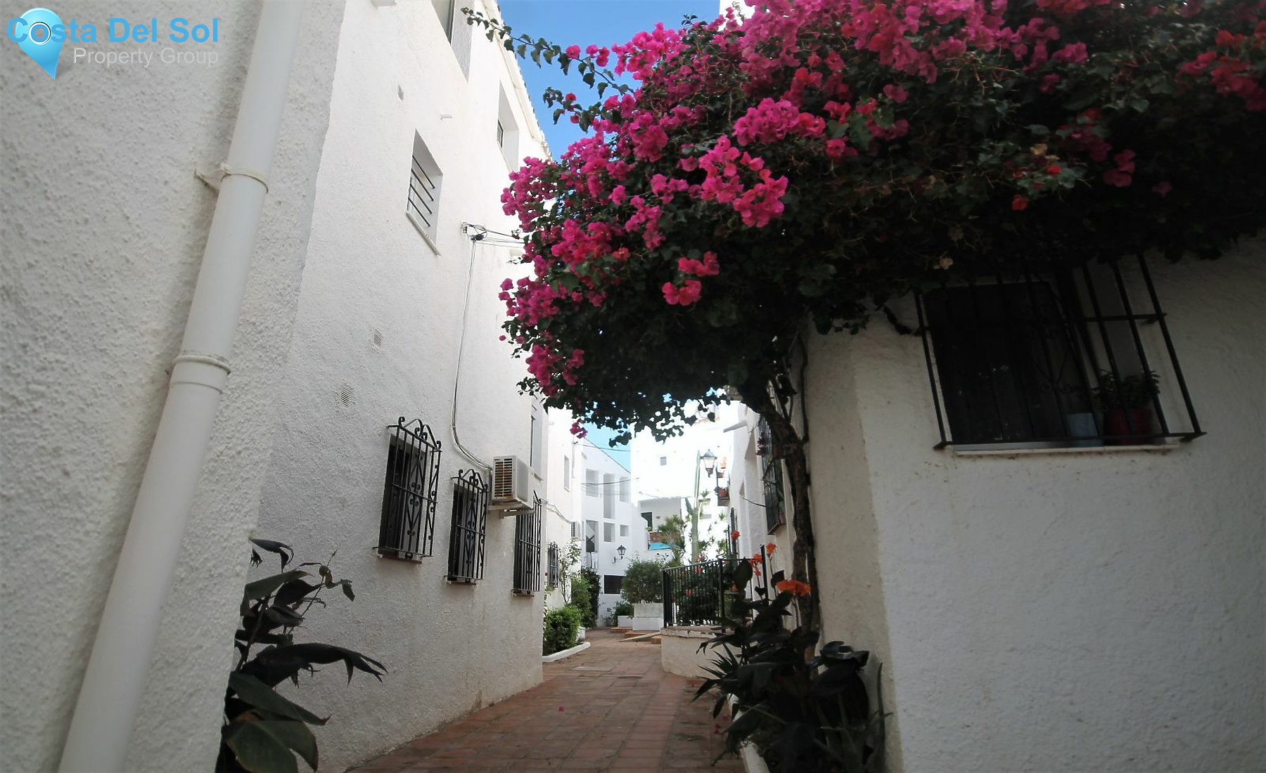 Middle Floor Apartment in San Luis de Sabinillas-1127519