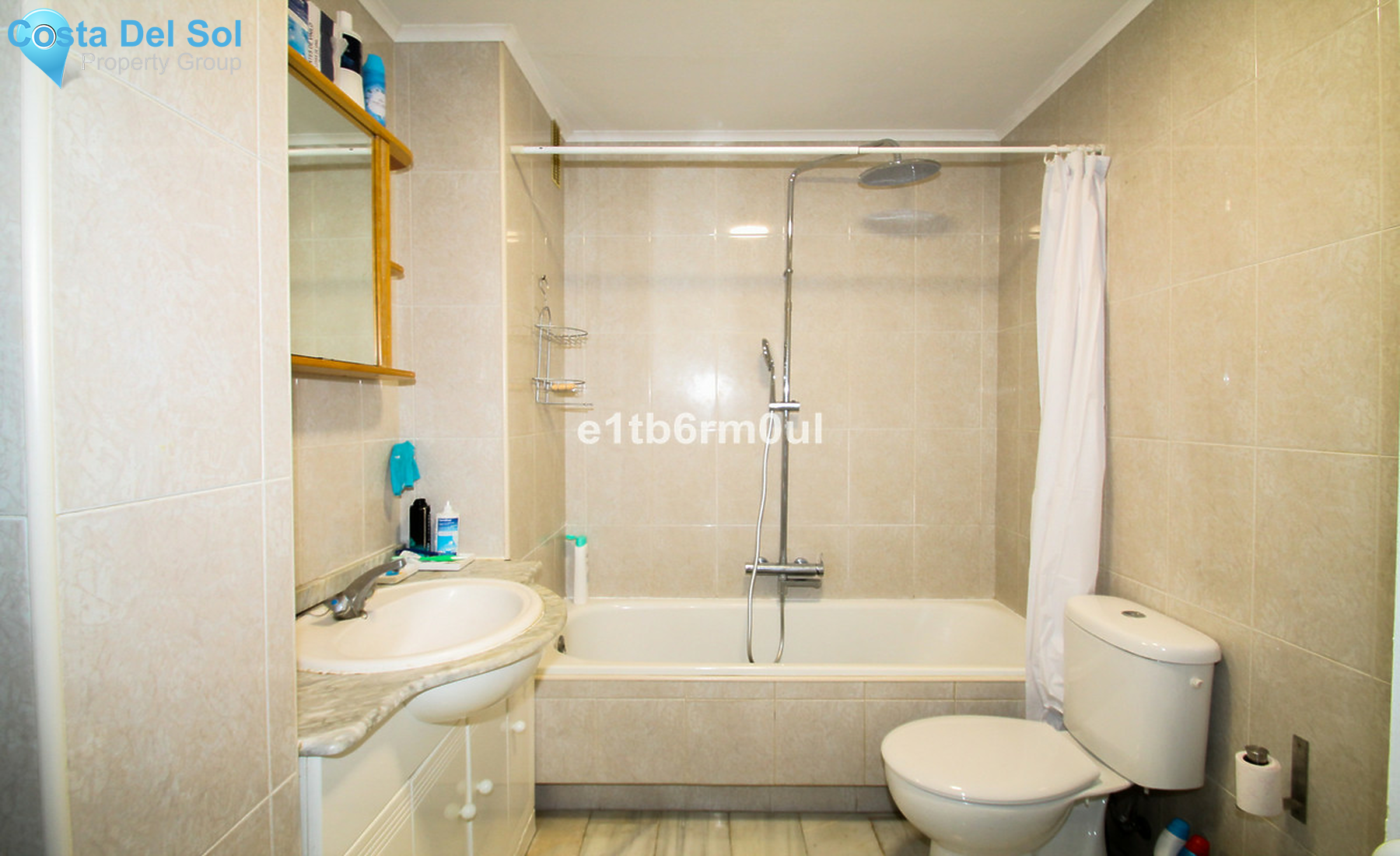 Middle Floor Apartment in The Golden Mile-1558420