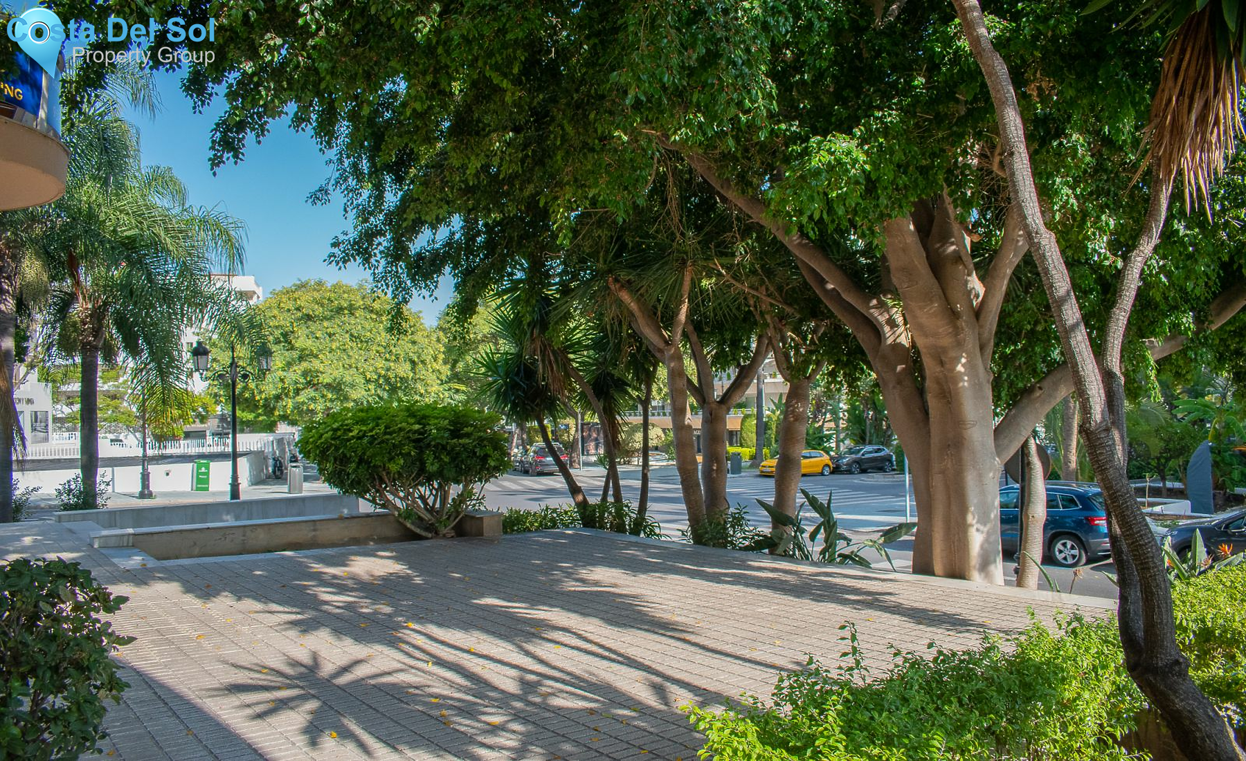 Middle Floor Apartment in The Golden Mile-1211269