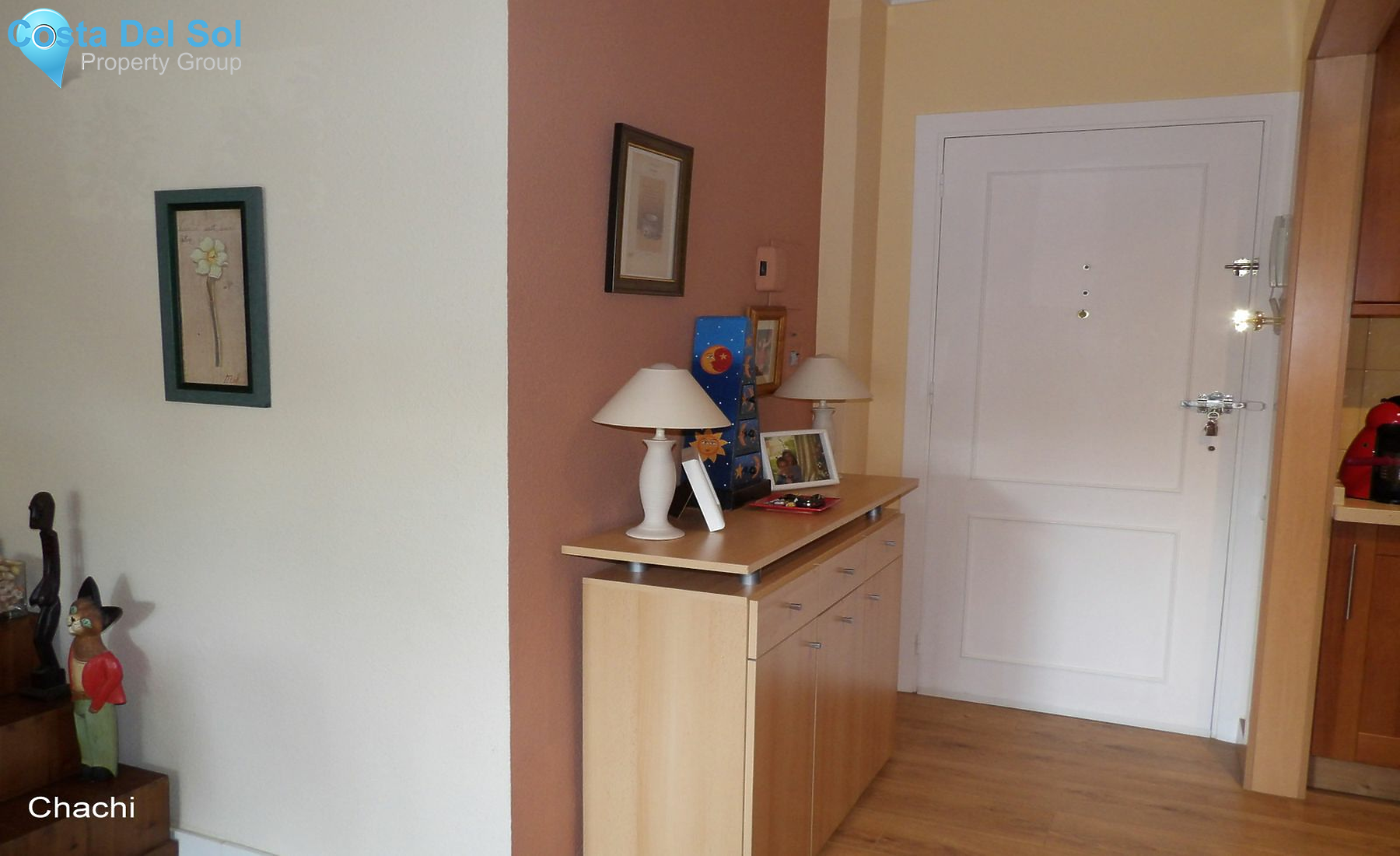 Middle Floor Apartment in The Golden Mile-1465209