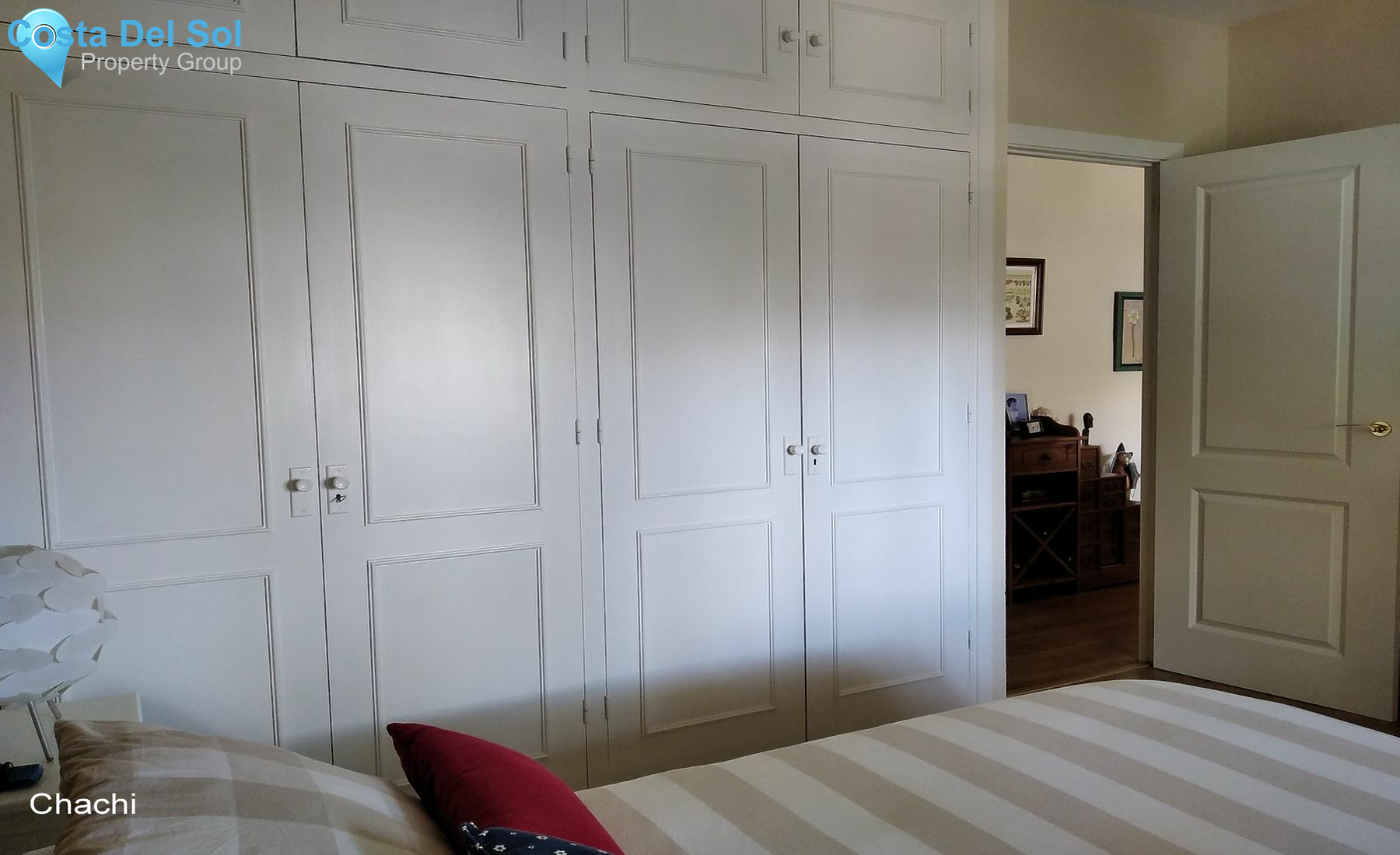 Middle Floor Apartment in The Golden Mile-1465212