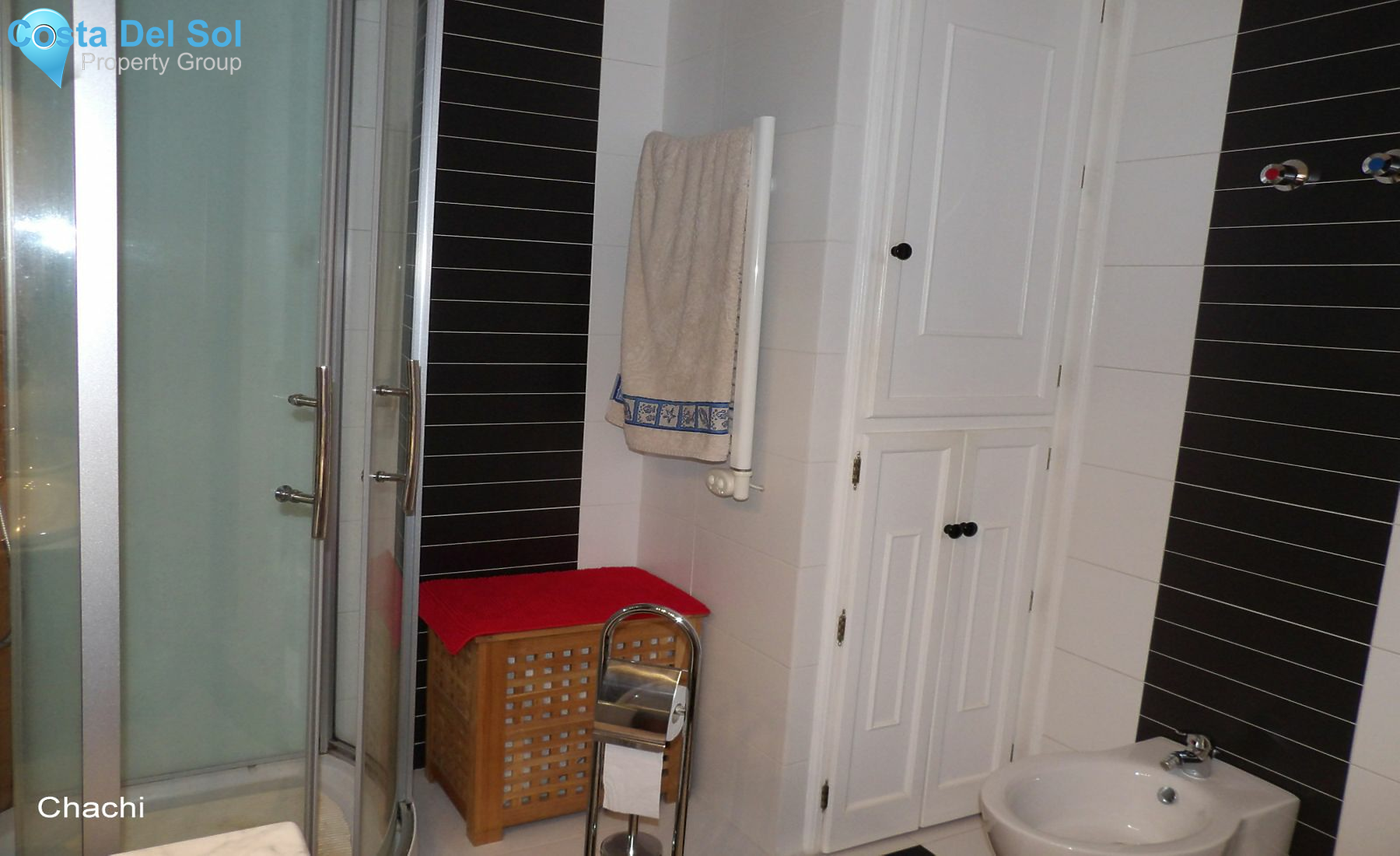 Middle Floor Apartment in The Golden Mile-1465213