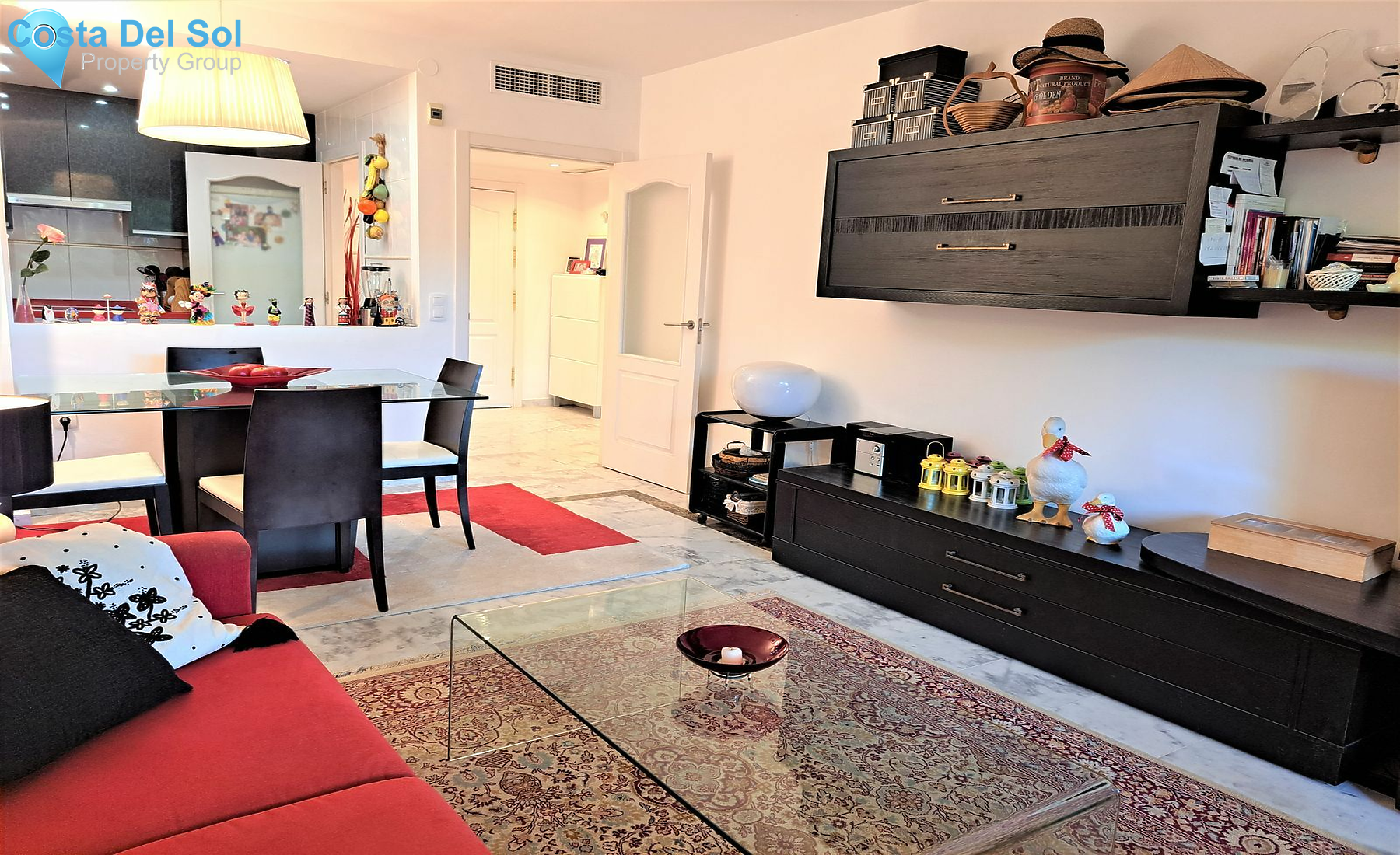 Middle Floor Apartment in The Golden Mile-1483513