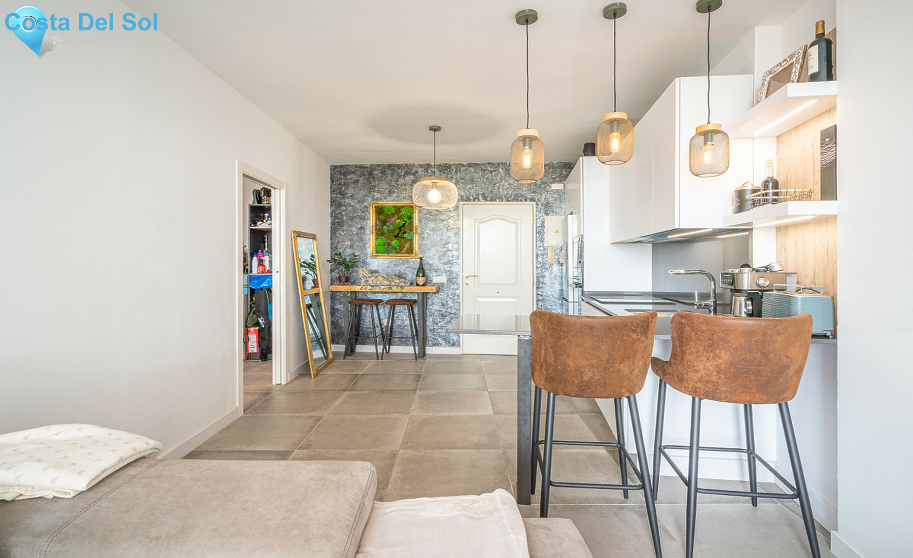 Middle Floor Apartment in Torreblanca-1285251