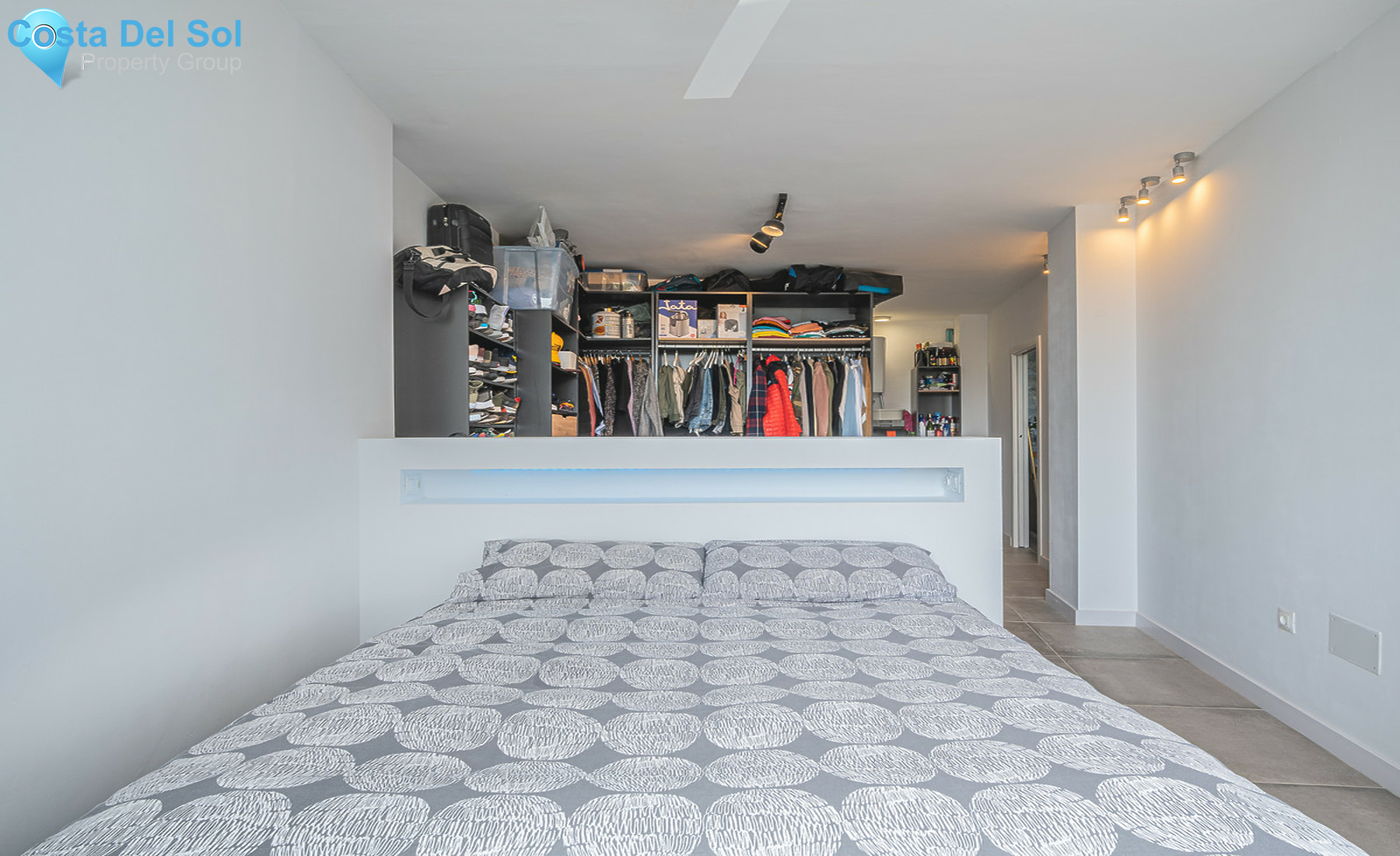 Middle Floor Apartment in Torreblanca-1285264