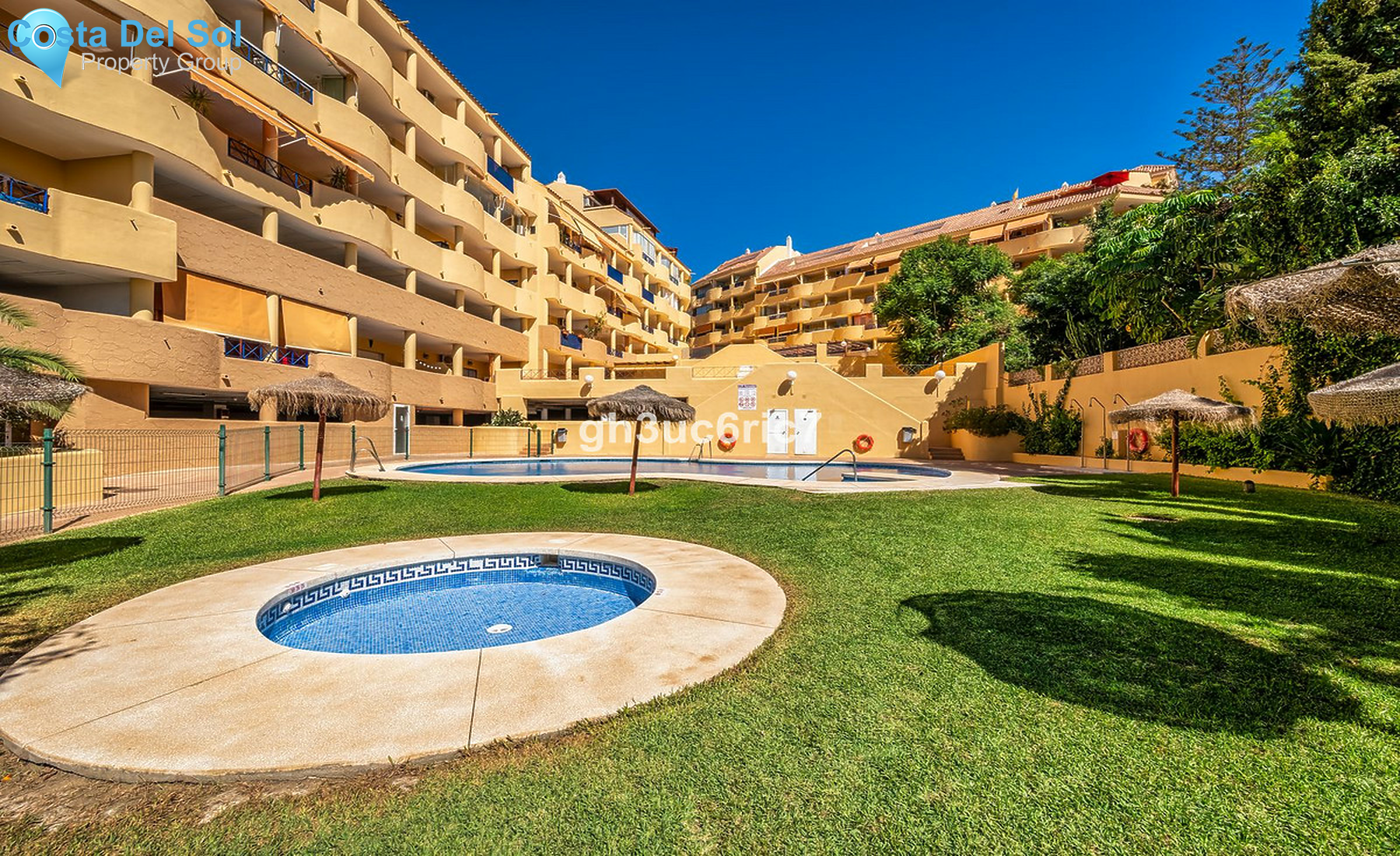 Middle Floor Apartment in Torreblanca-1439885