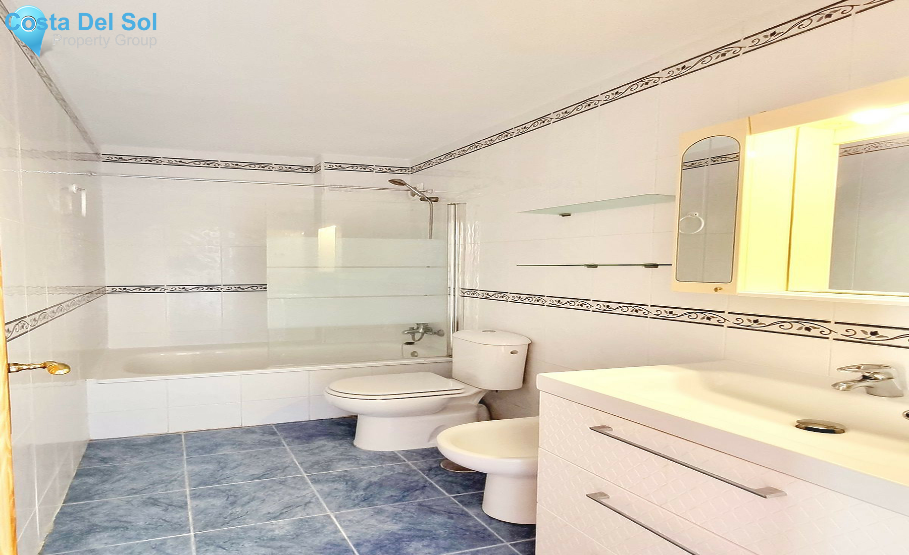 Middle Floor Apartment in Torreblanca-1503331