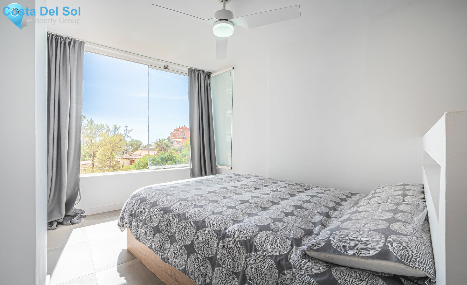 Middle Floor Apartment in Torreblanca-1201081