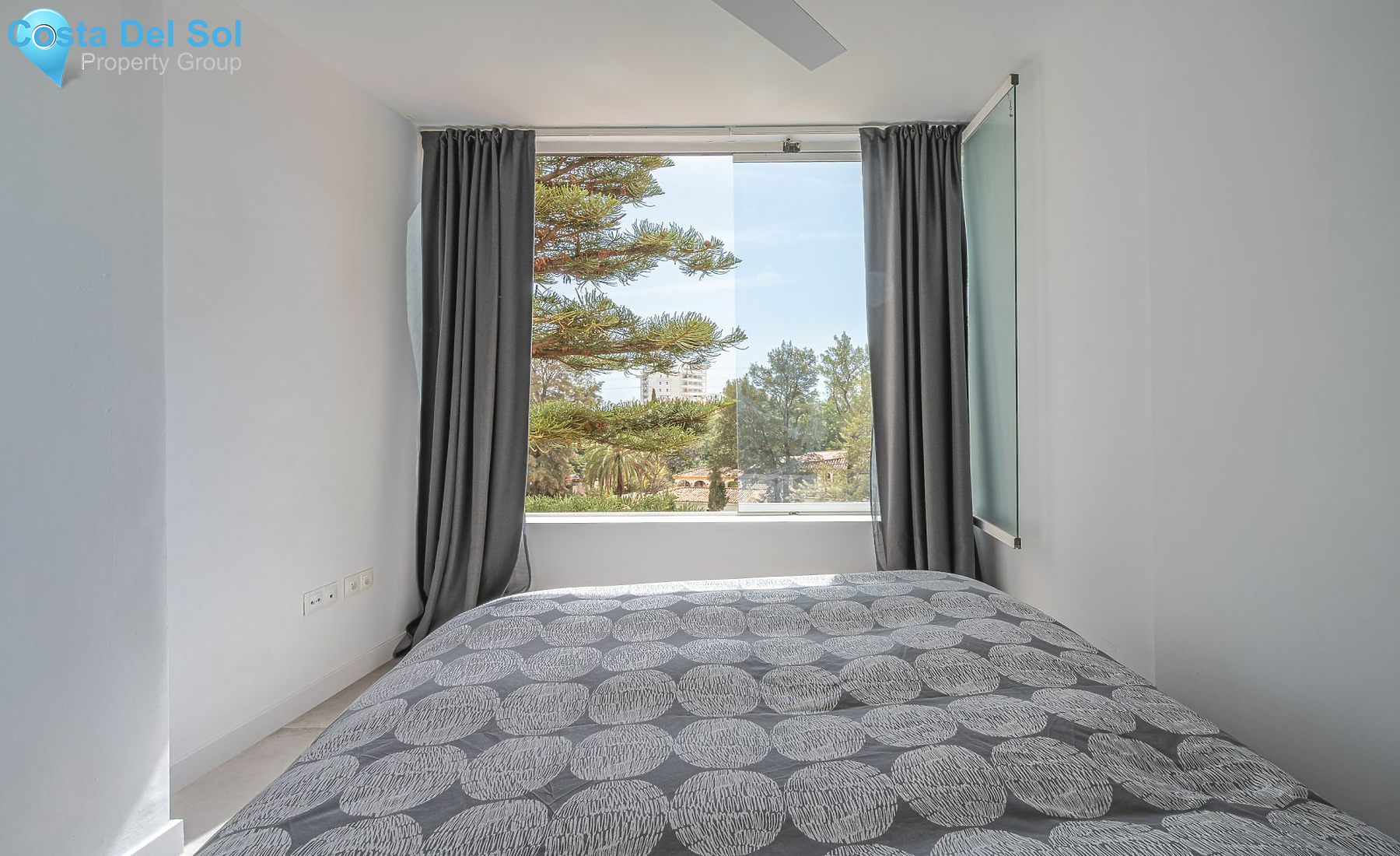 Middle Floor Apartment in Torreblanca-1201082