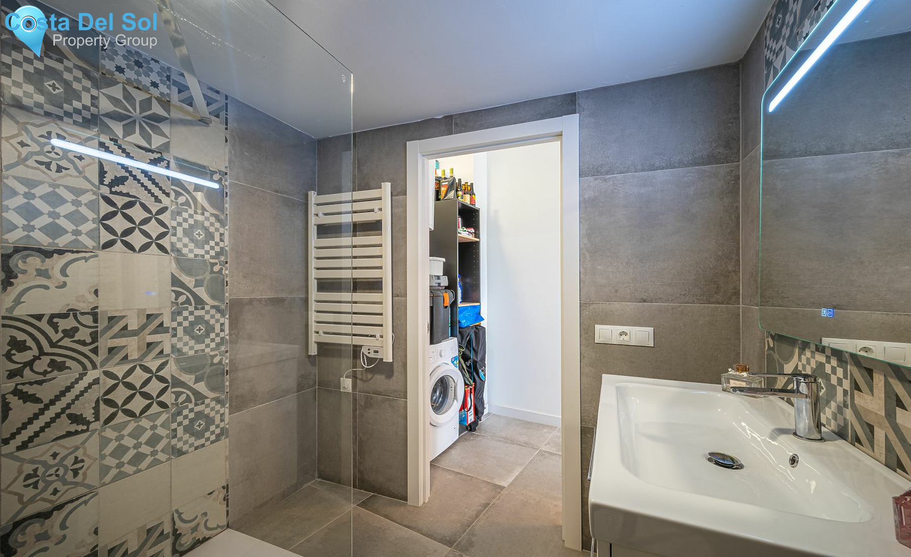 Middle Floor Apartment in Torreblanca-1201085