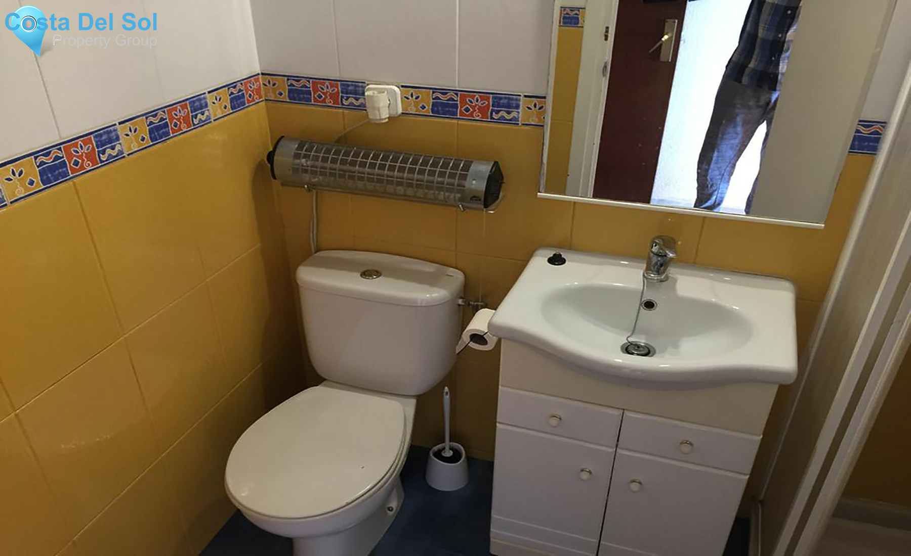 Middle Floor Apartment in Torremolinos Centro-1451078