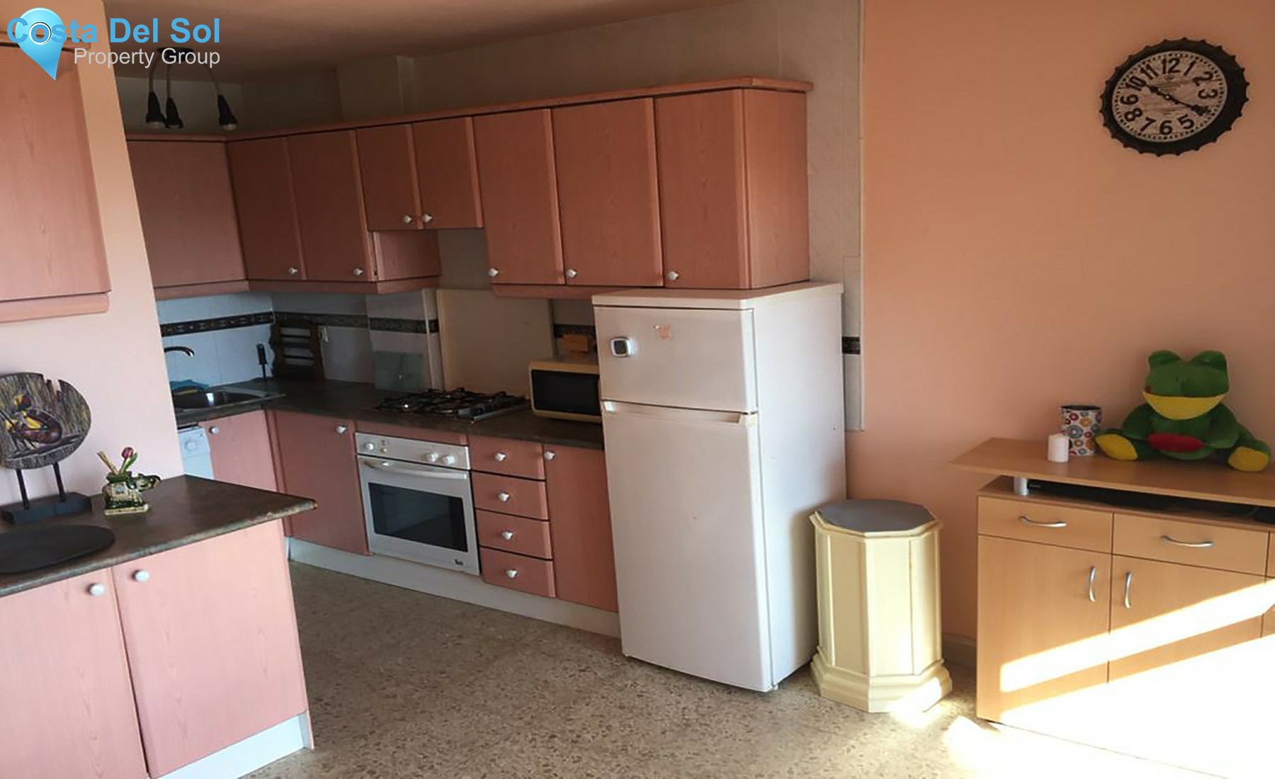 Middle Floor Apartment in Torremolinos Centro-1451081