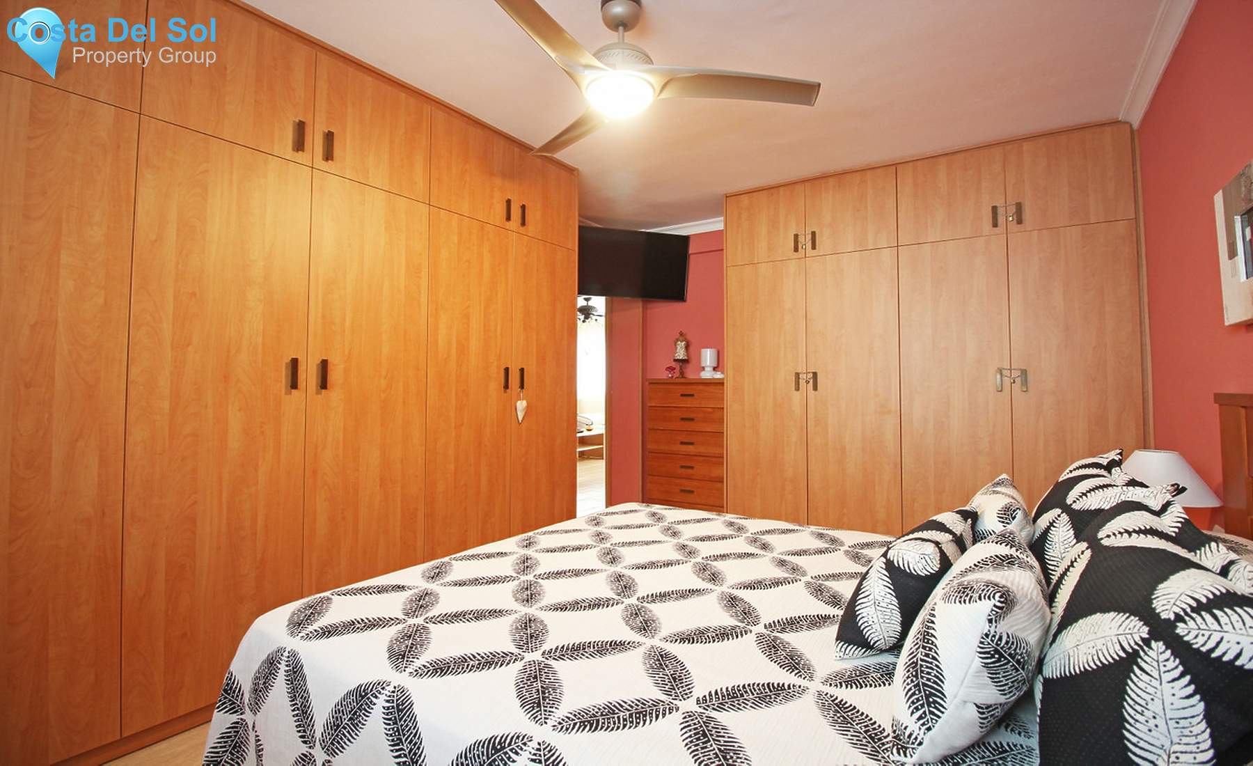 Middle Floor Apartment in Torremolinos-1287259