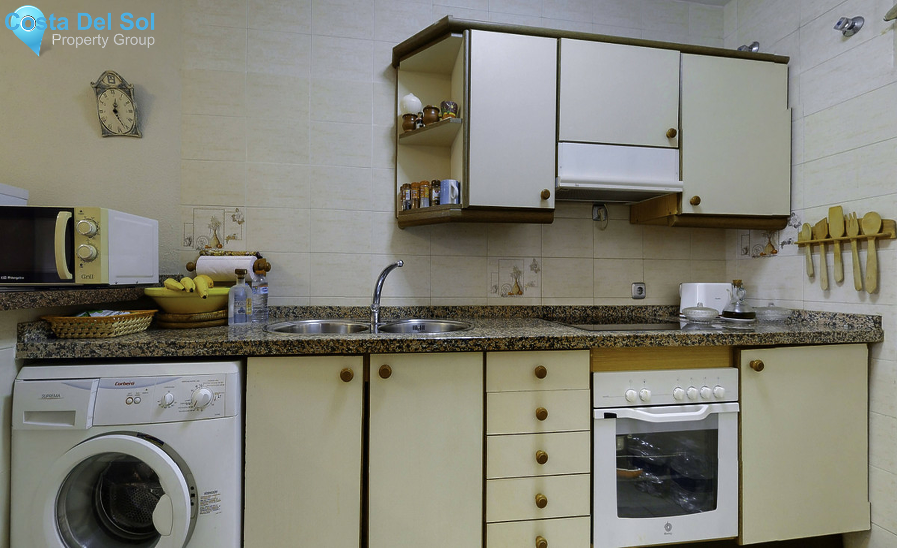 Middle Floor Apartment in Torremolinos-688405