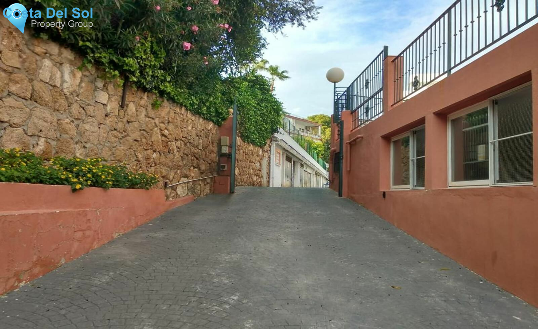 Middle Floor Apartment in Torremolinos-1164083