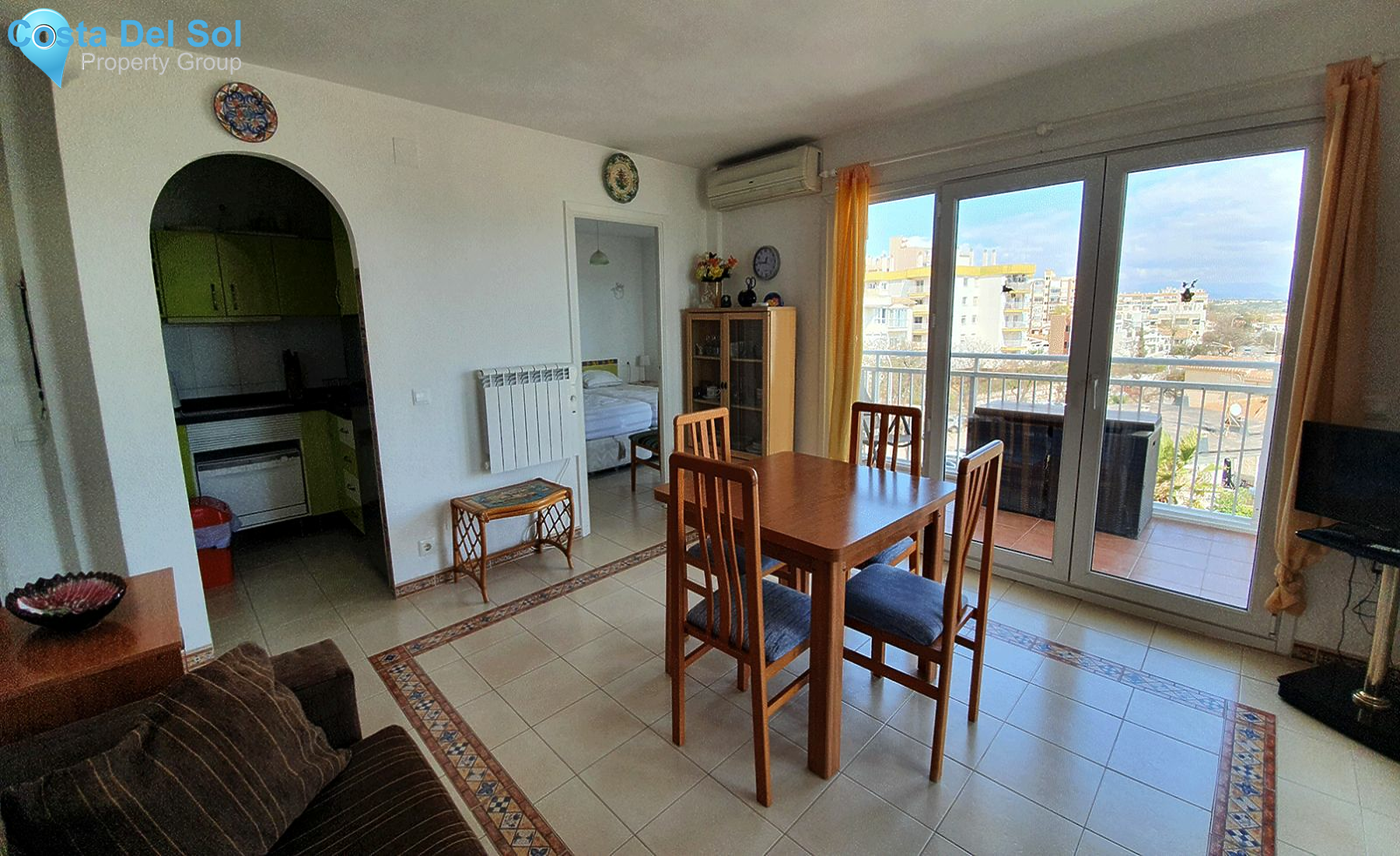 Middle Floor Apartment in Torremolinos-1209958