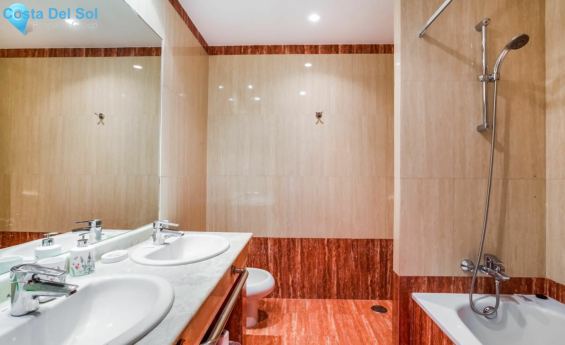 Middle Floor Studio in Cancelada-1212132