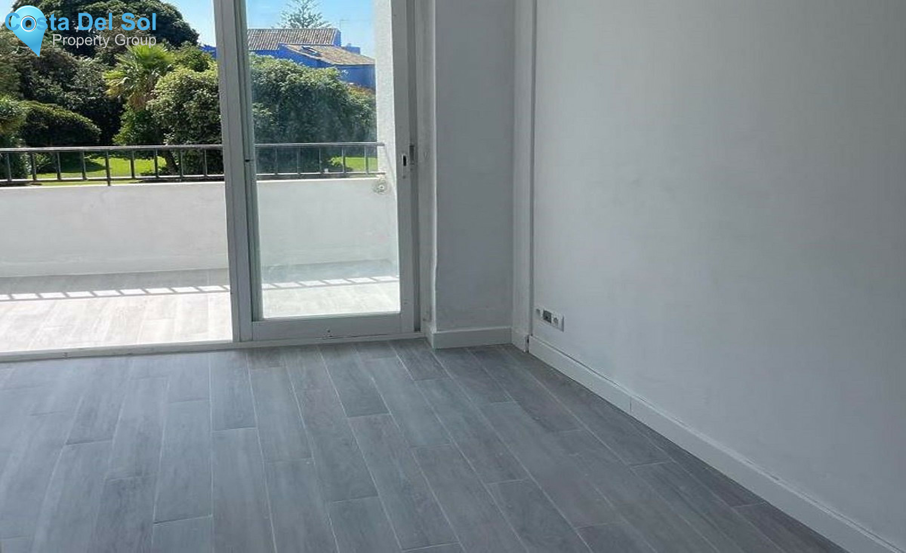 Middle Floor Studio in Marbesa-1456623