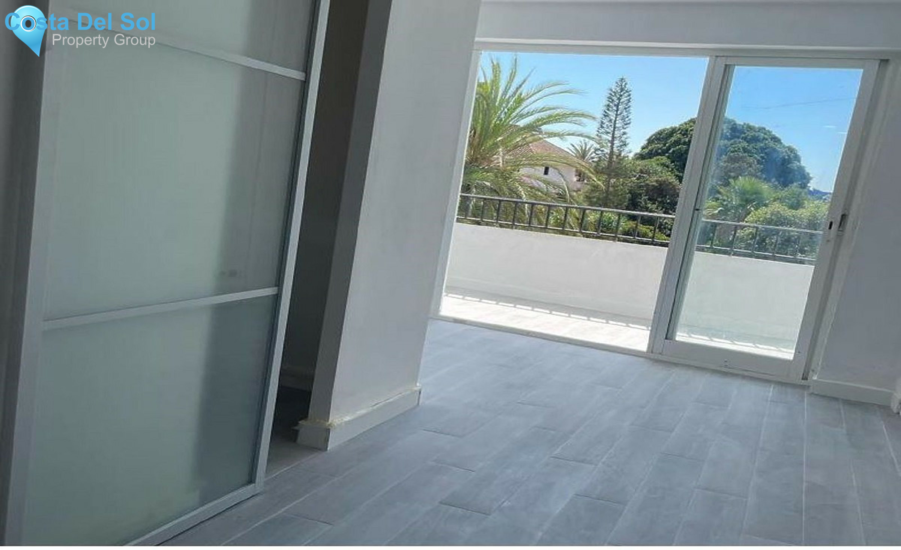 Middle Floor Studio in Marbesa-1456628