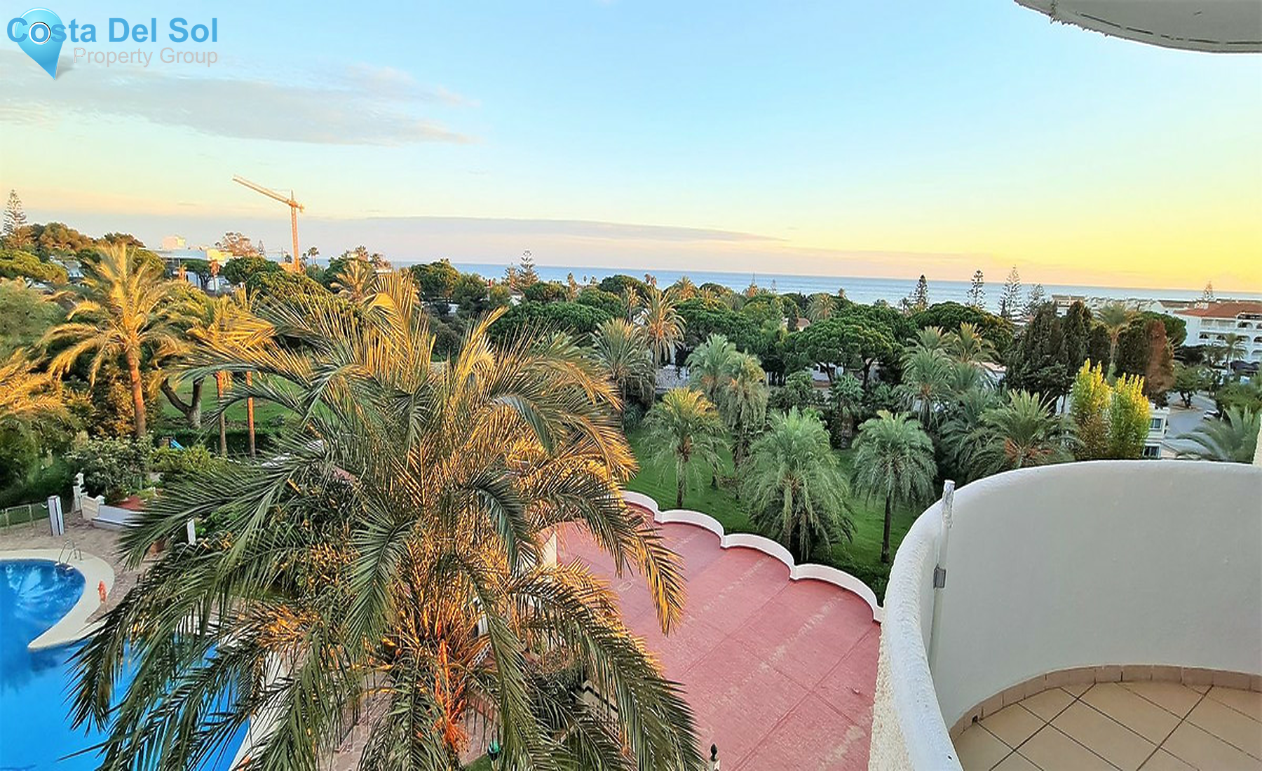 Middle Floor Studio in Marbesa