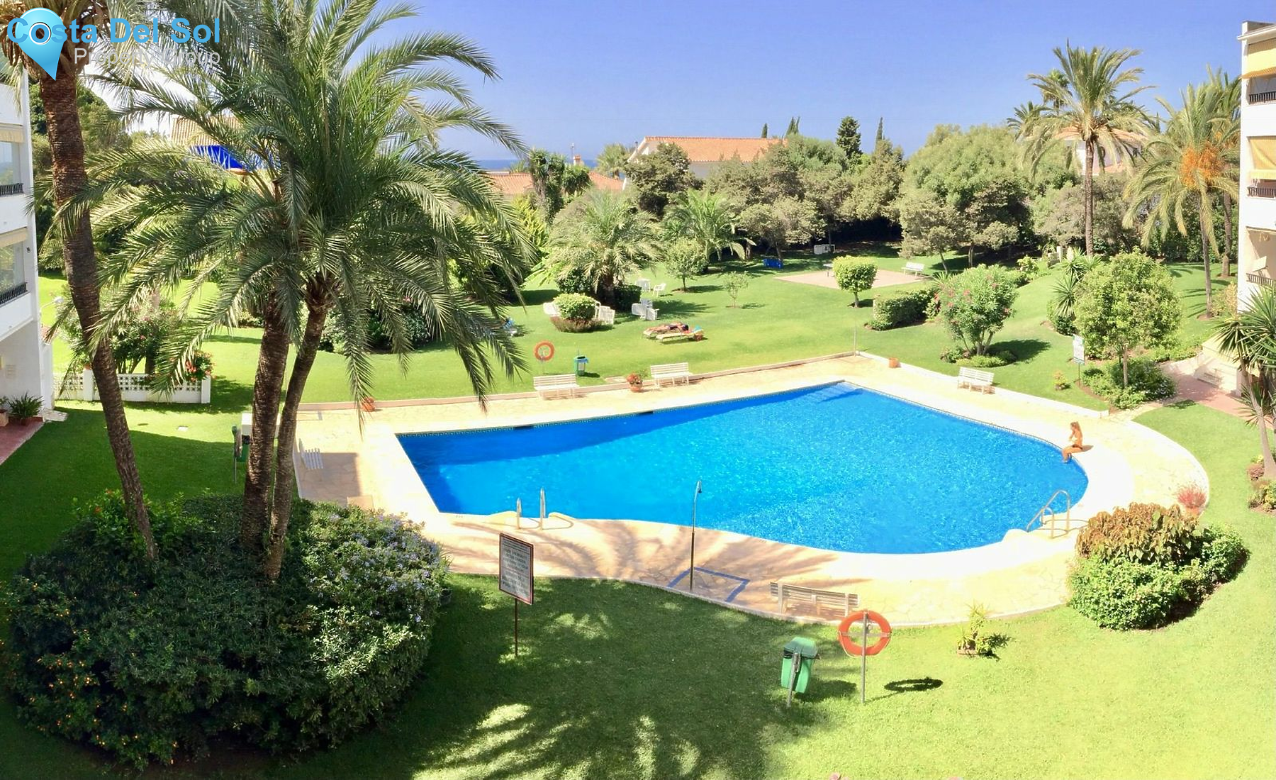 Middle Floor Studio in Marbesa