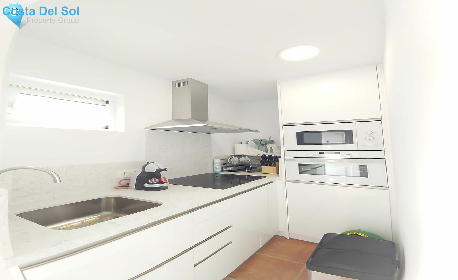 Middle Floor Studio in Marbesa-1397085