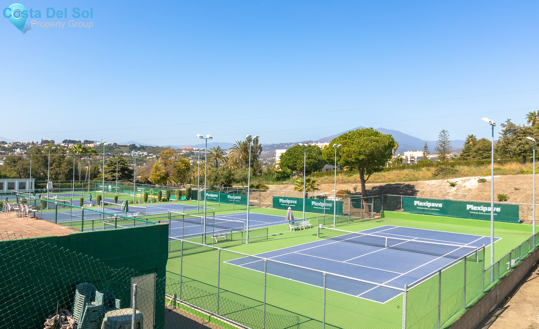 Middle Floor Studio in Nueva Andalucía-1525392
