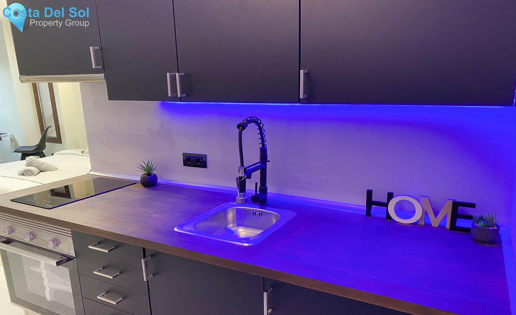 Middle Floor Studio in Nueva Andalucía-1525376