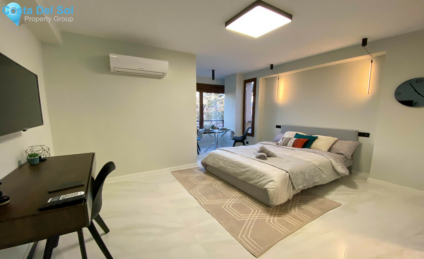 Middle Floor Studio in Nueva Andalucía-1525379