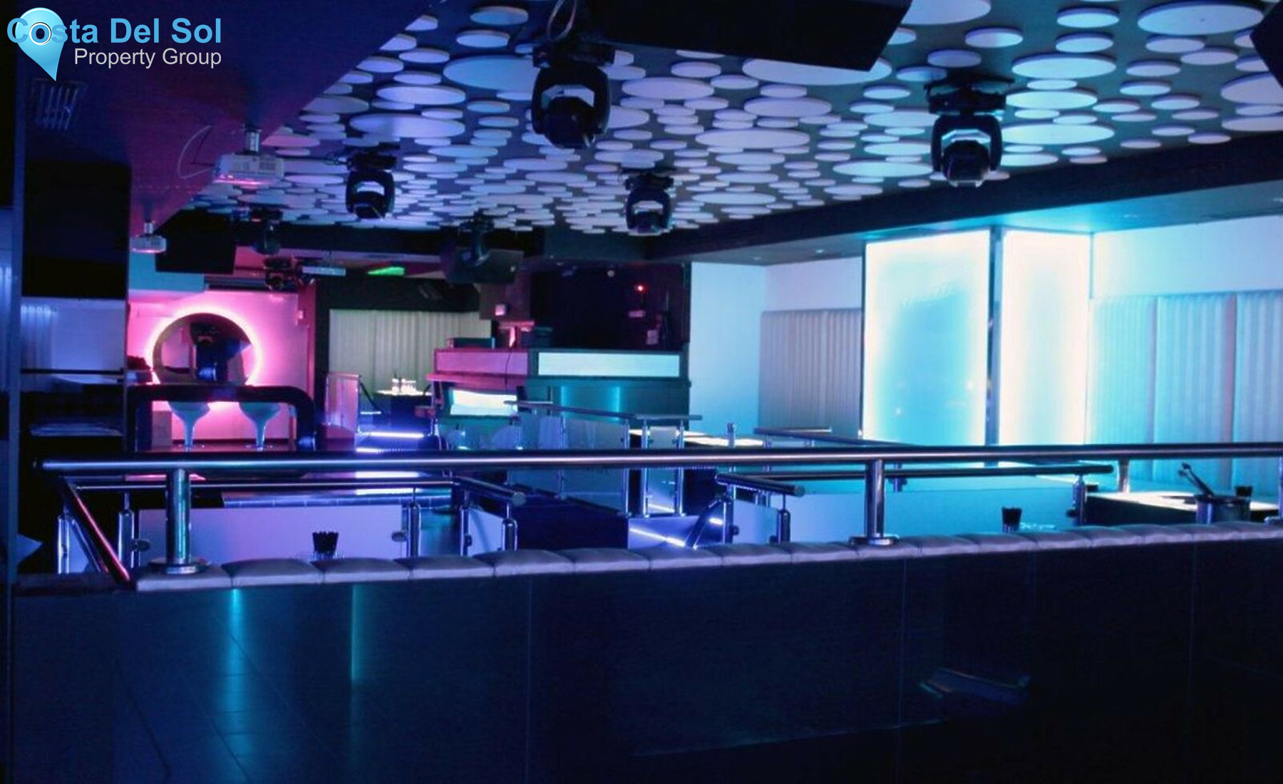 Night Club in Marbella-1437908