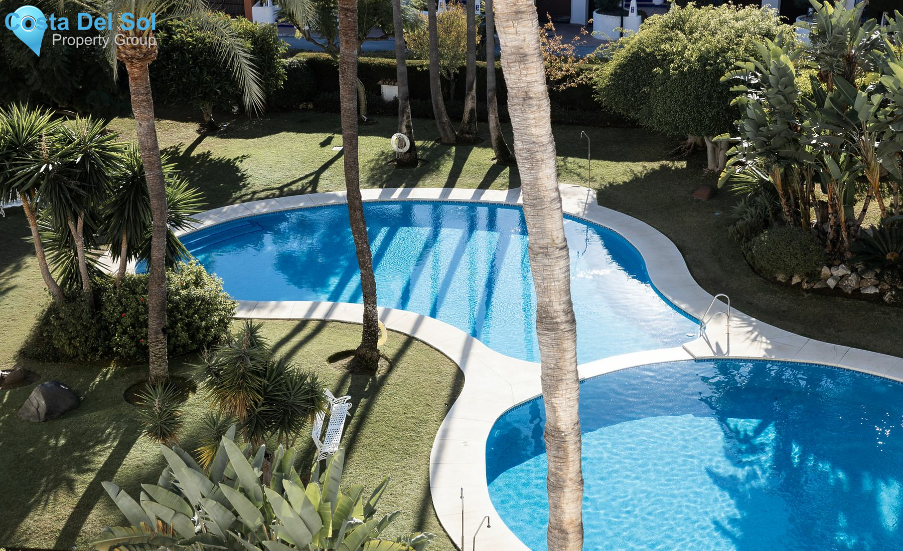 Penthouse in Estepona-1211136