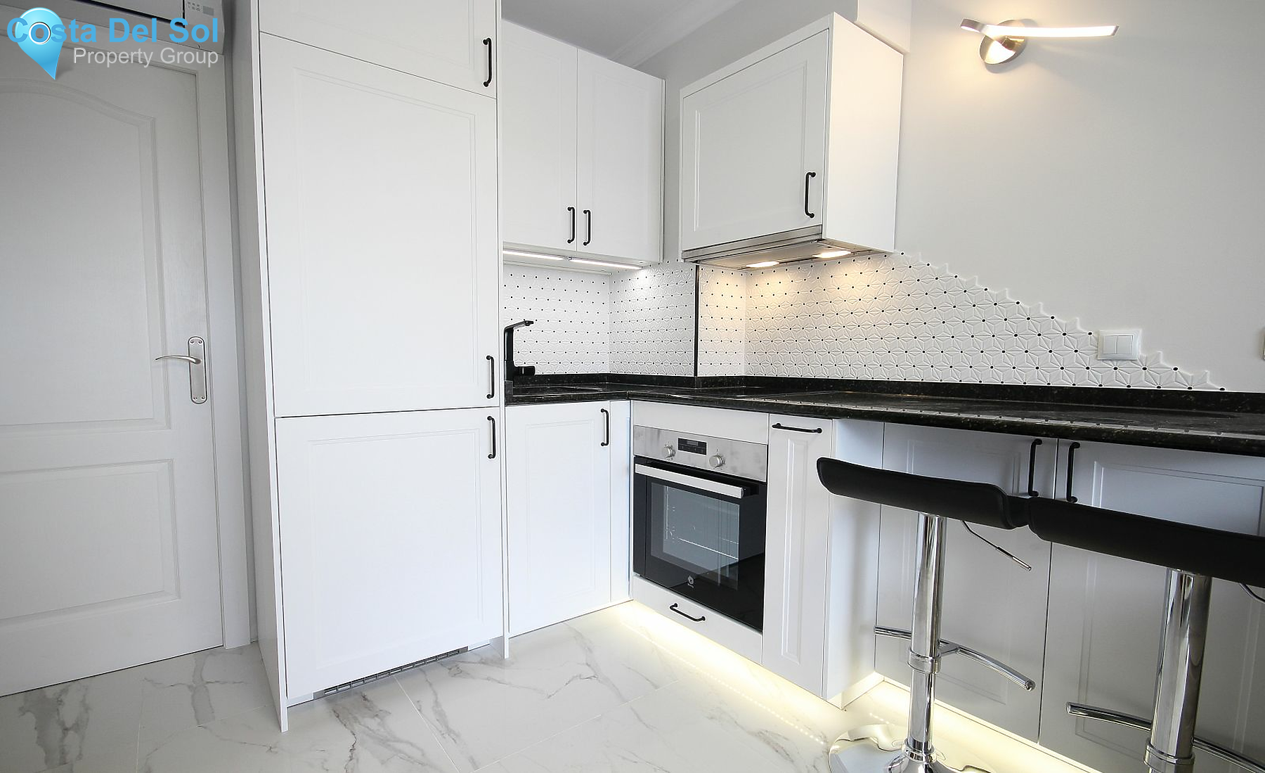 Penthouse in Las Lagunas-1490350