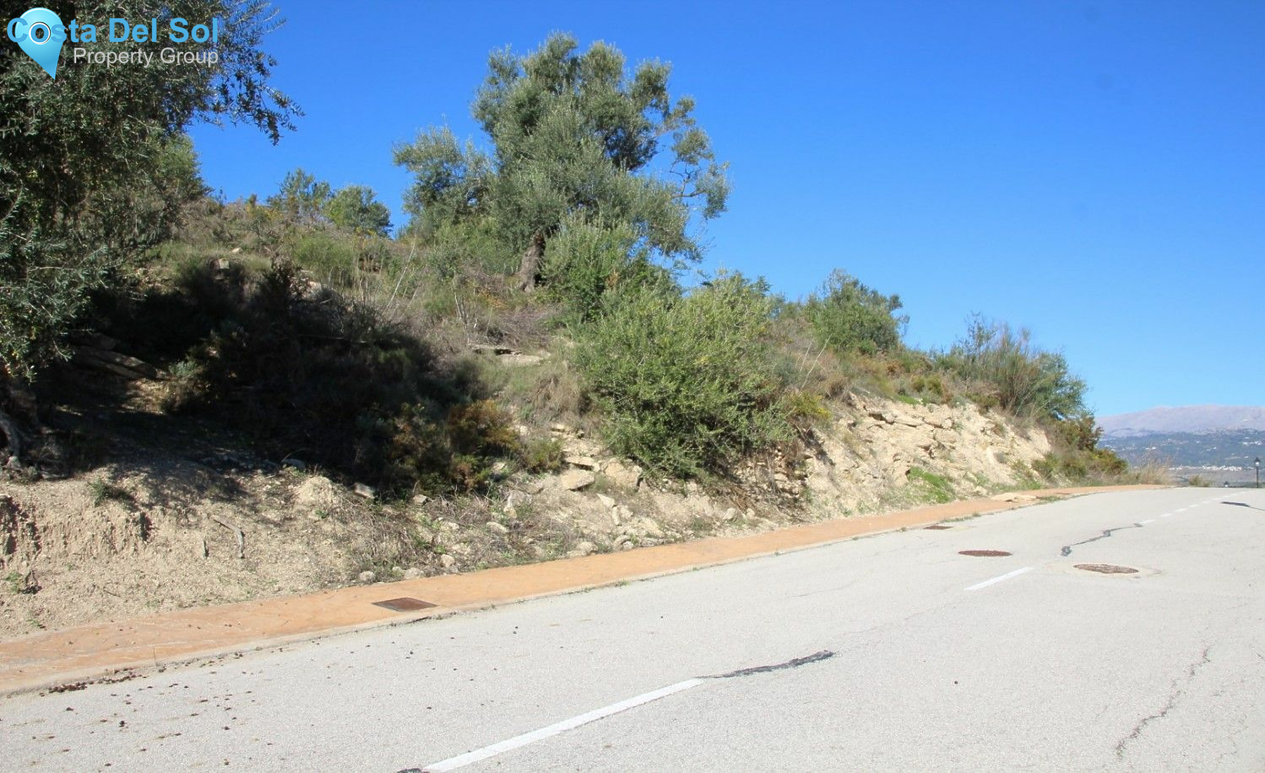 Residential Plot in La Viñuela-1225881