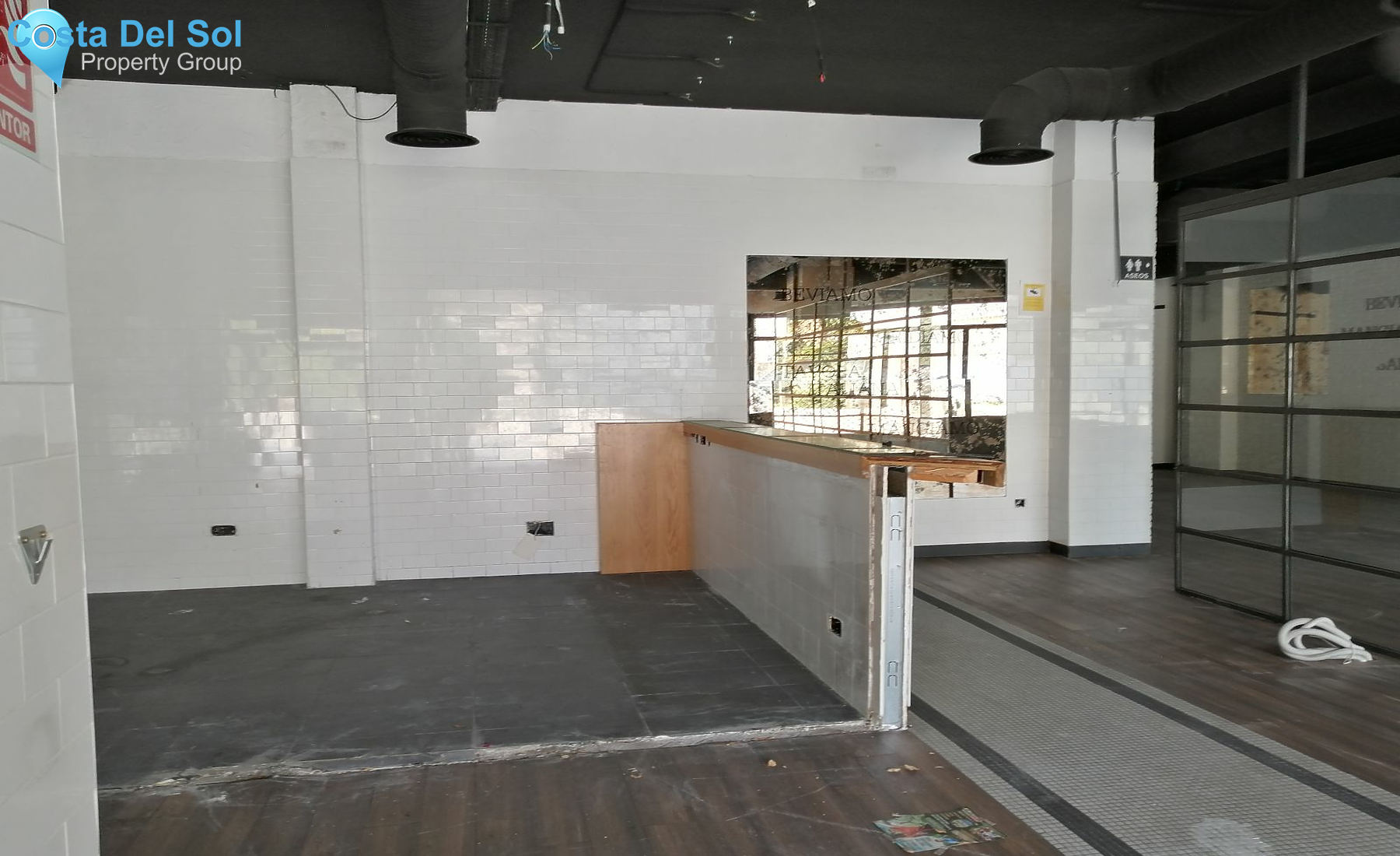 Restaurant in Puerto Banús-1140485