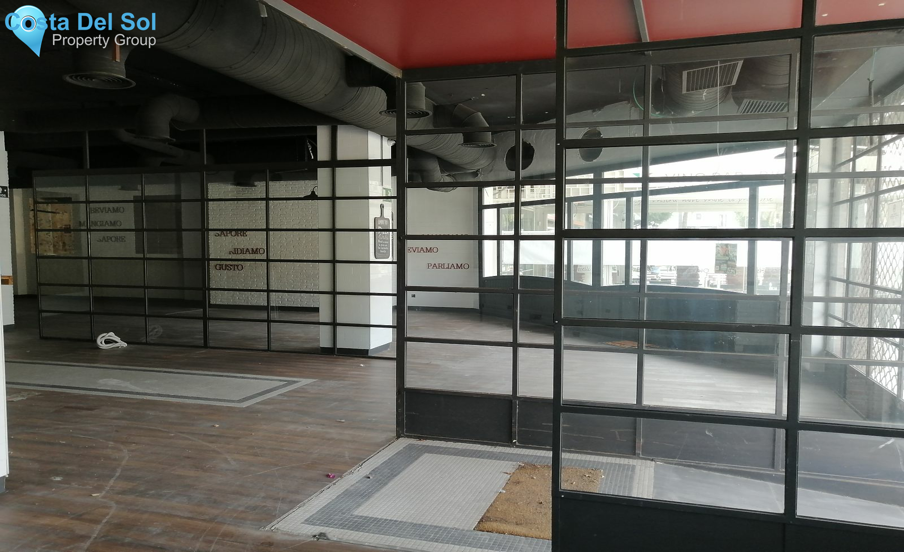 Restaurant in Puerto Banús-1140488