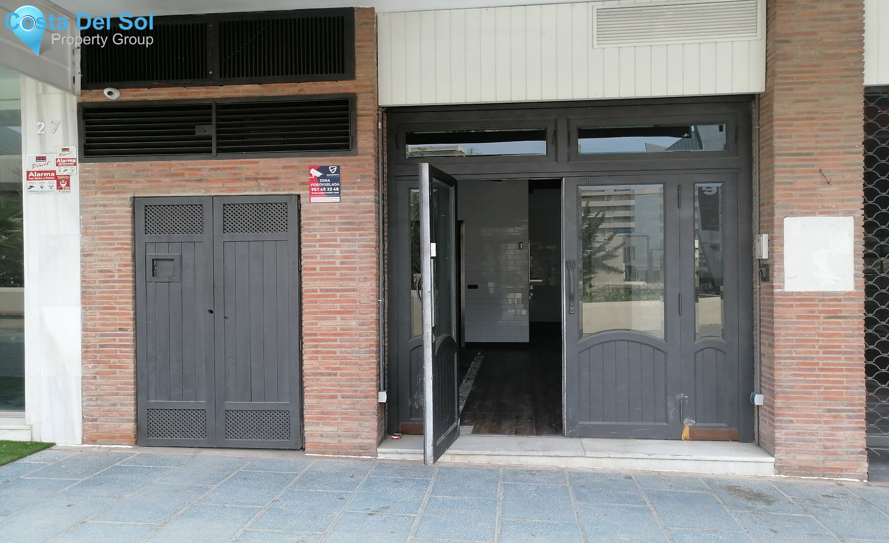 Restaurant in Puerto Banús-1140491